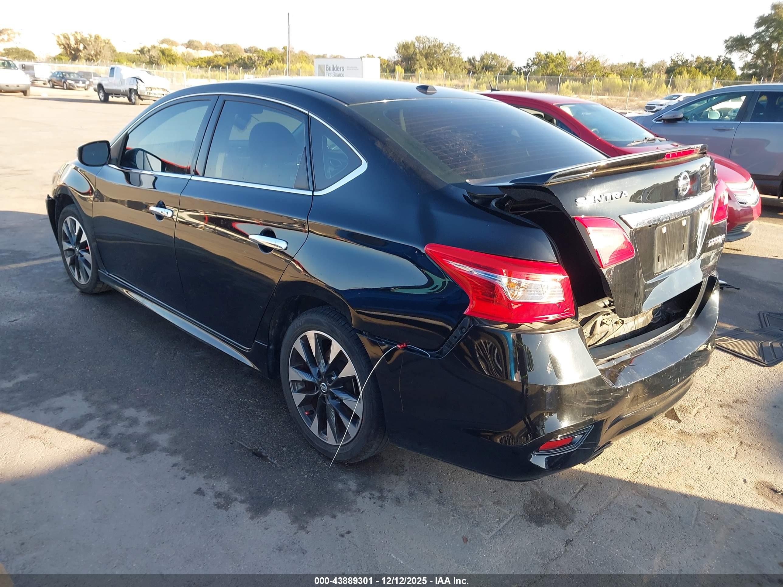 NISSAN SENTRA image 3
