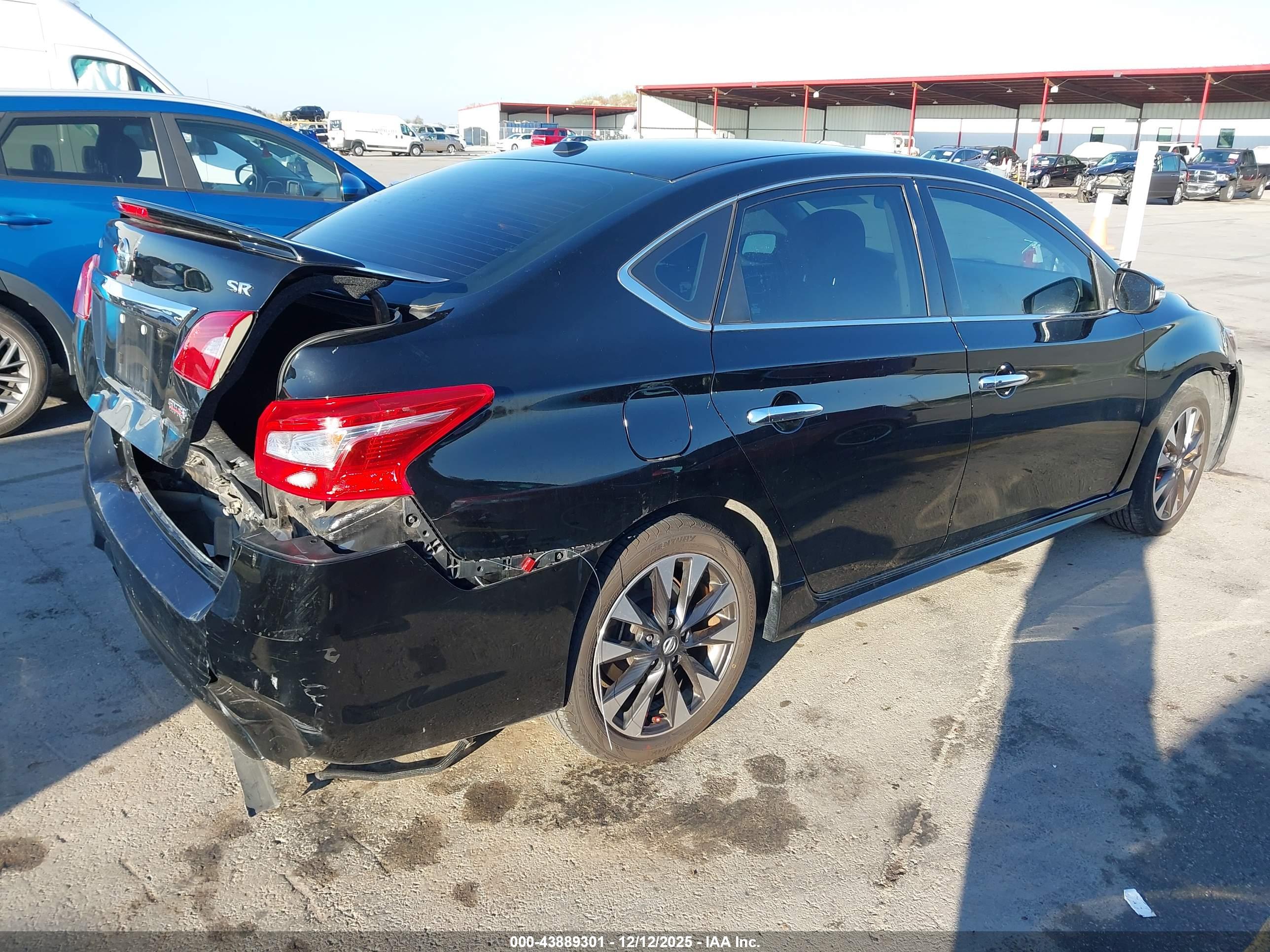 NISSAN SENTRA image 4