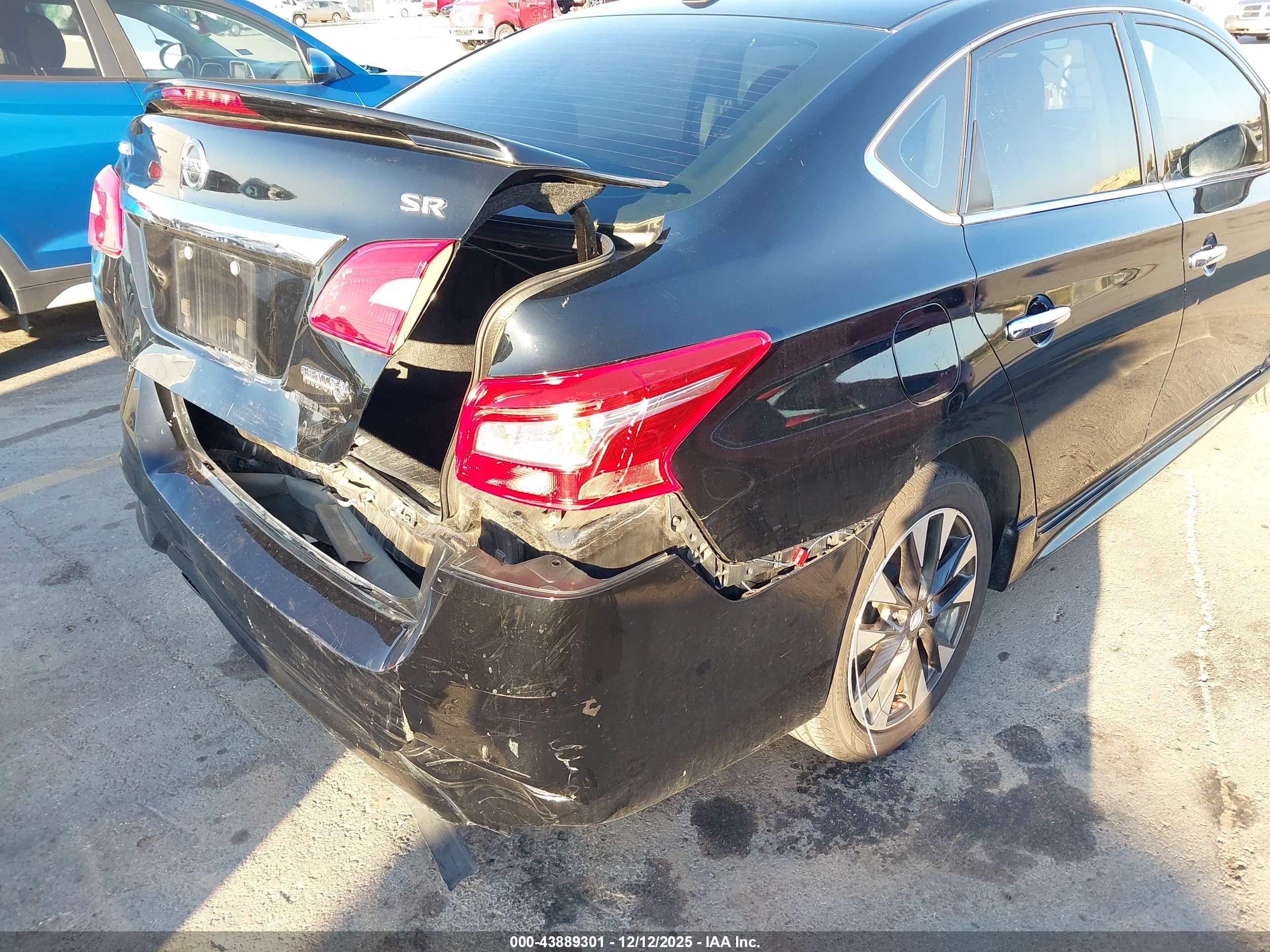 NISSAN SENTRA image 6