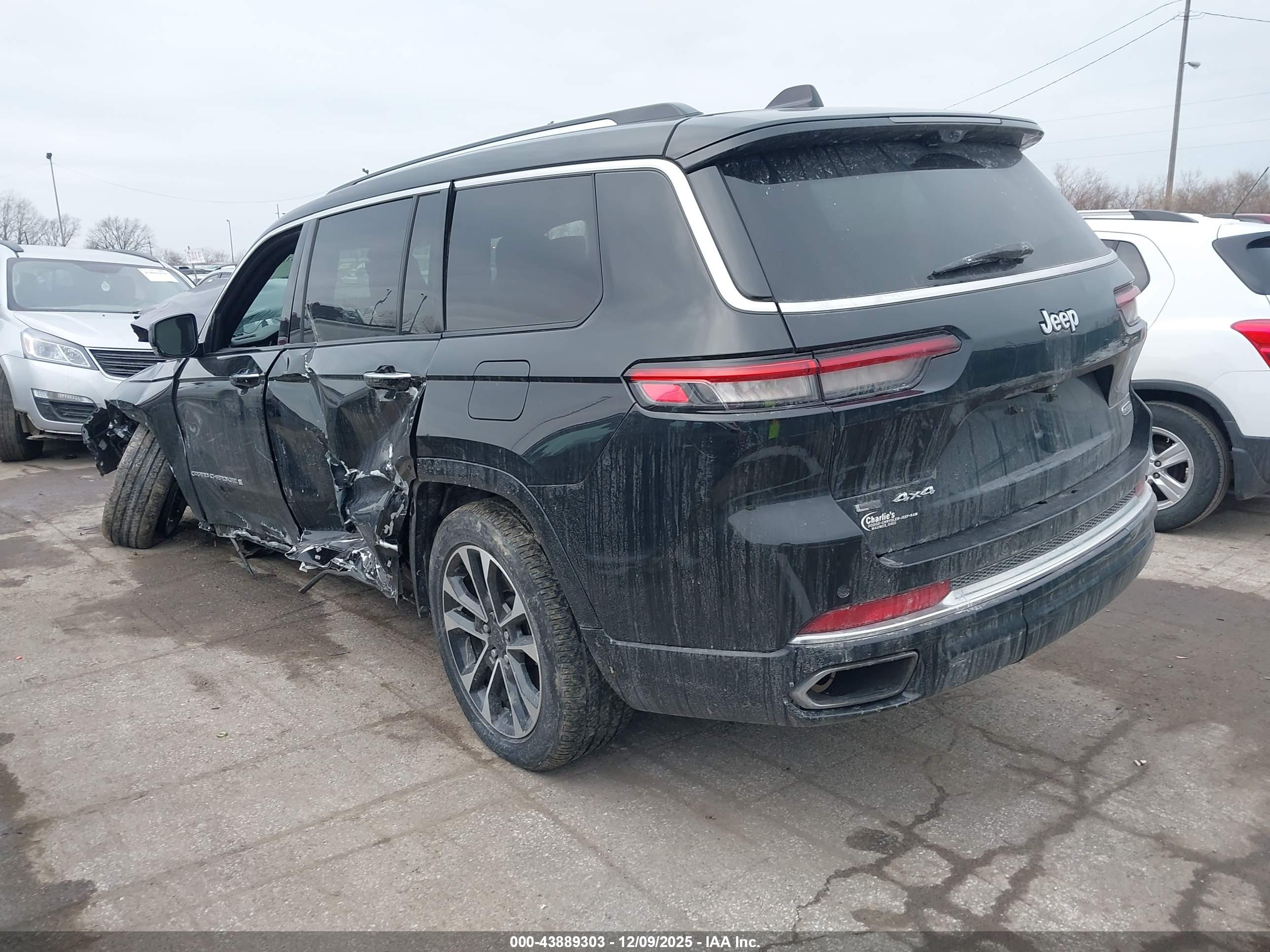 JEEP GRAND image 3
