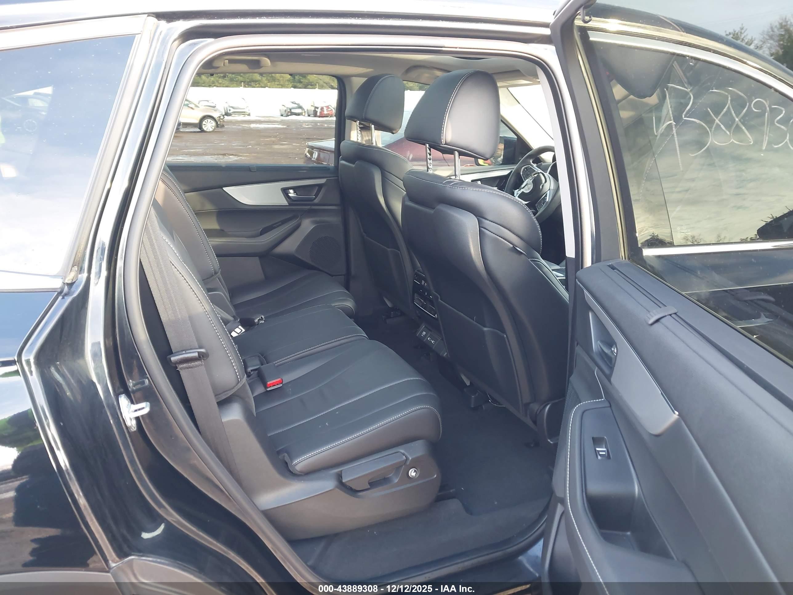 ACURA MDX image 8