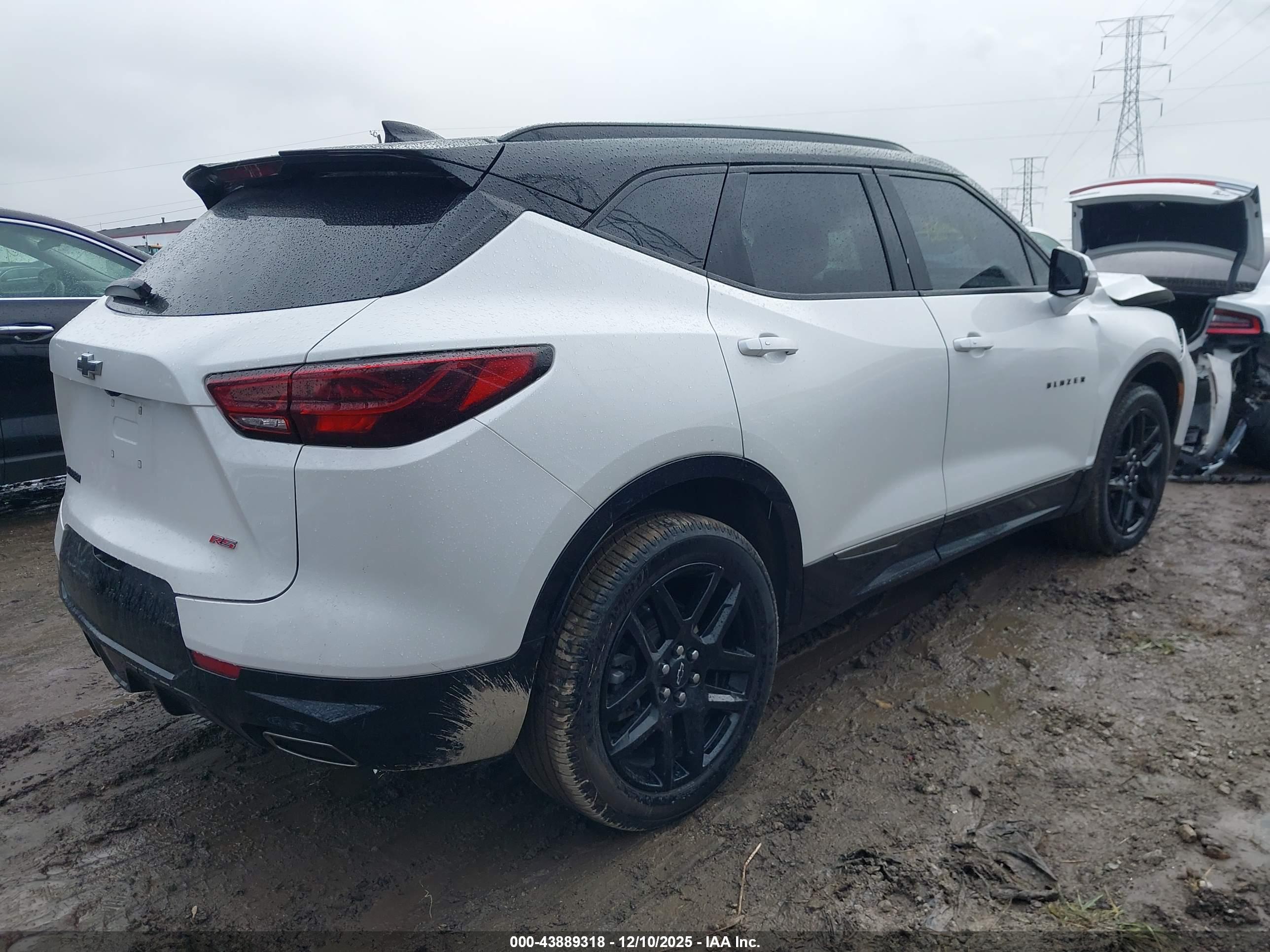 CHEVROLET BLAZER image 4