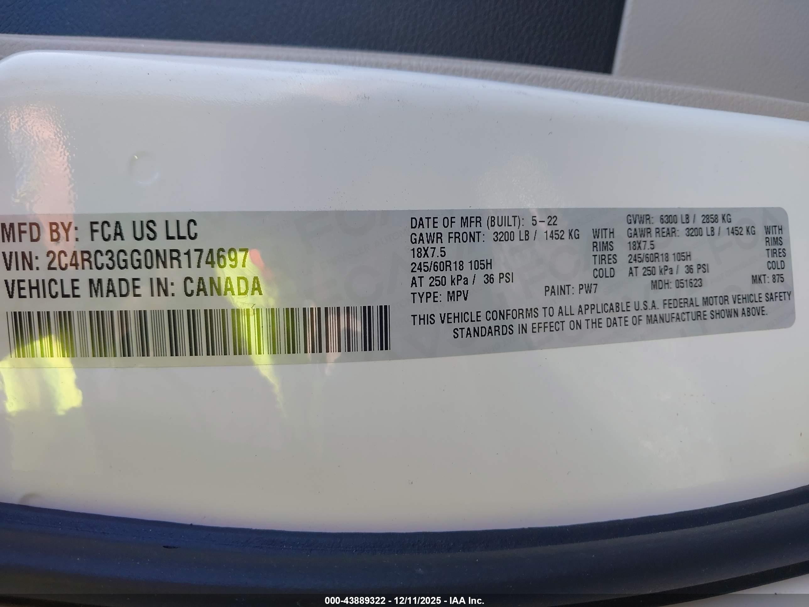 CHRYSLER PACIFICA image 9