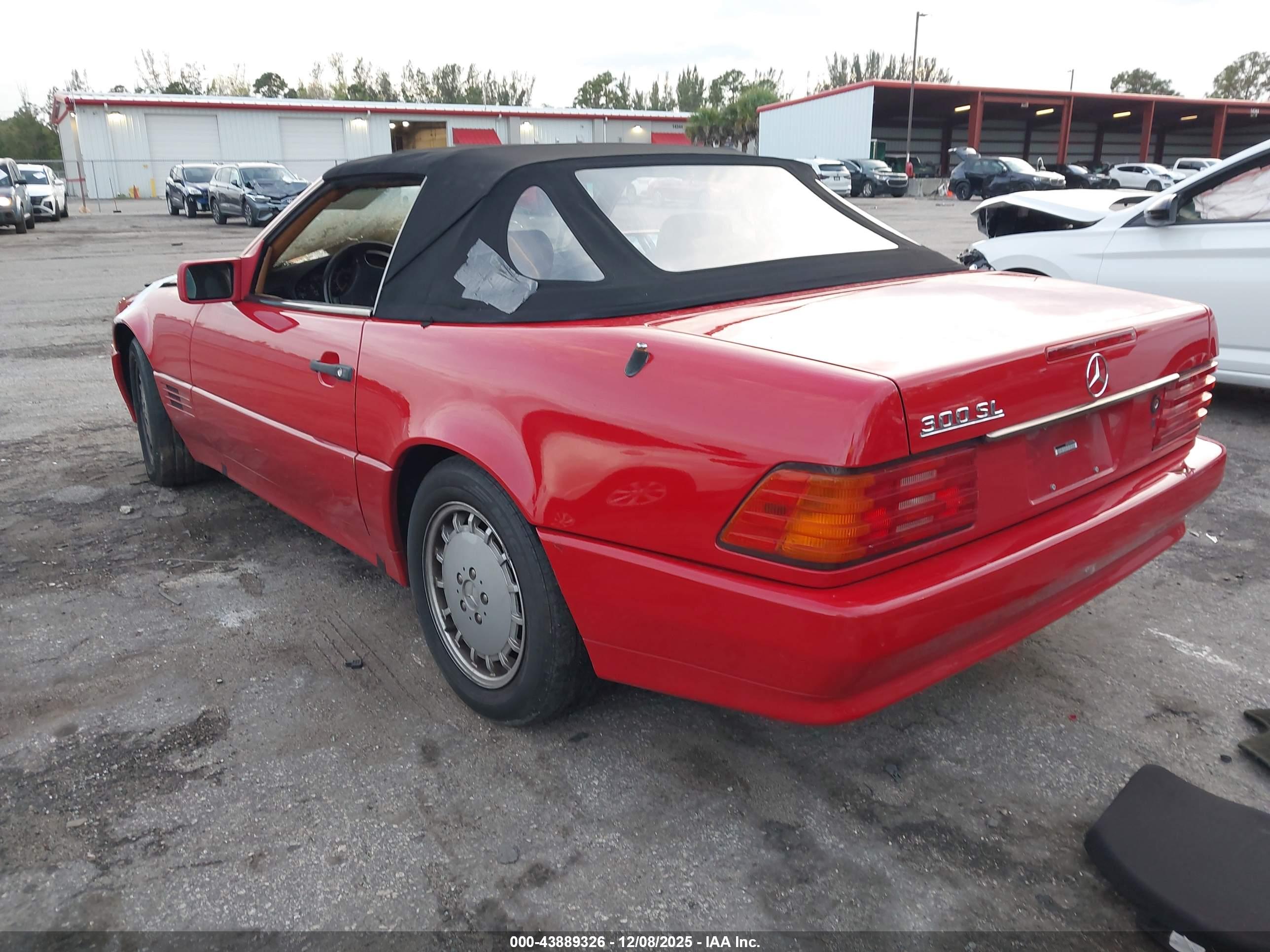 MERCEDES-BENZ 300 image 3