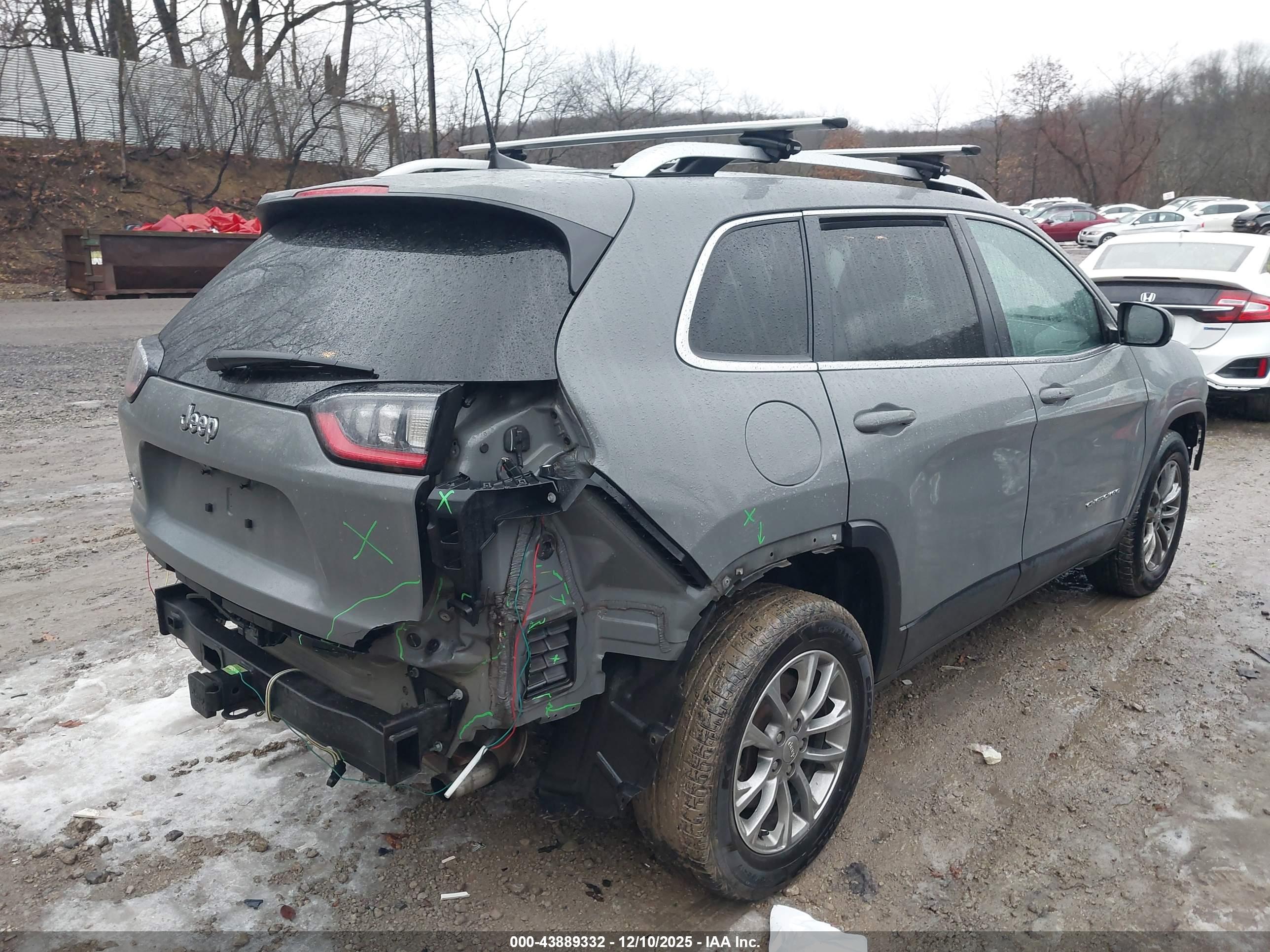 JEEP CHEROKEE image 4