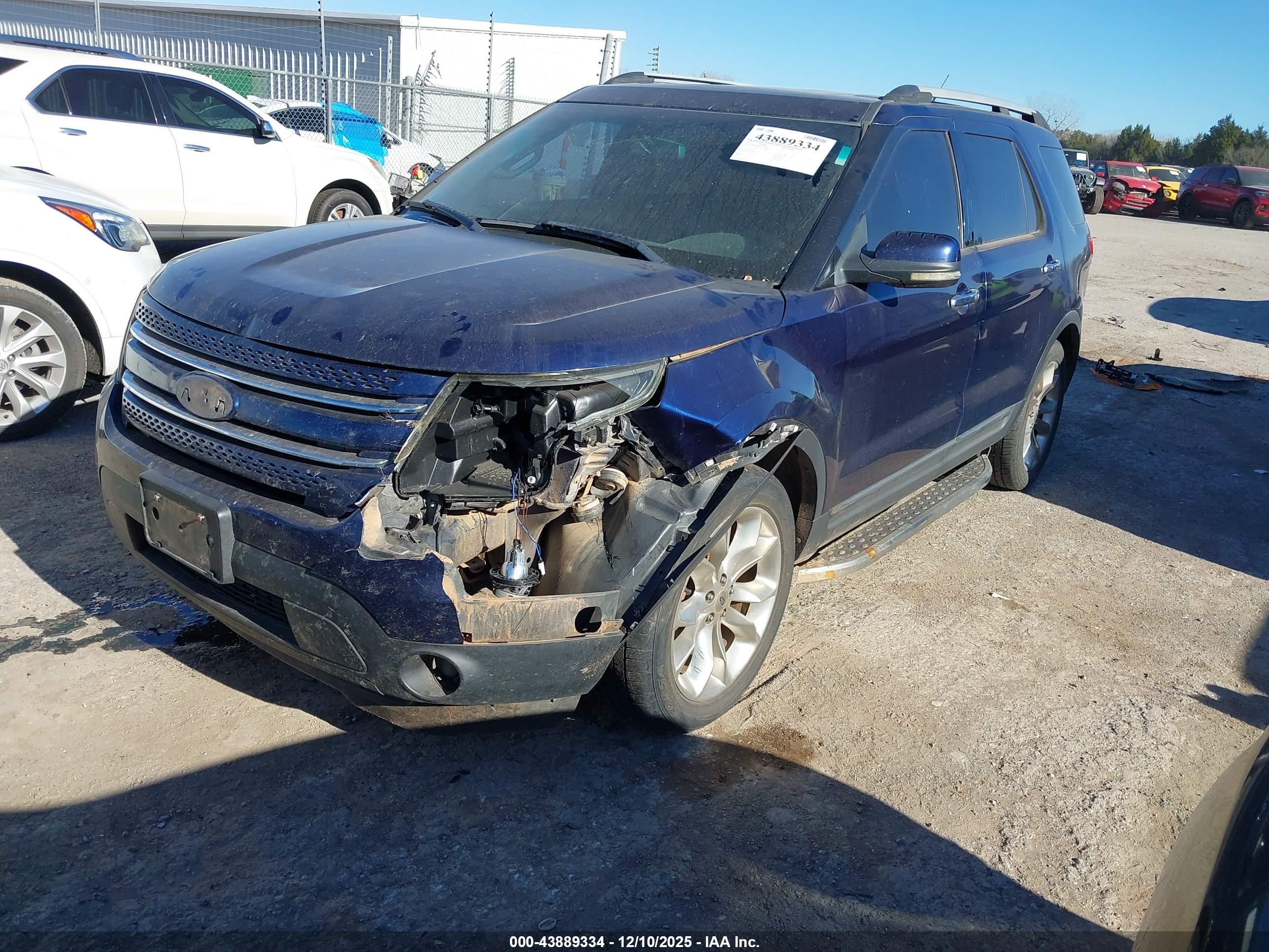 FORD EXPLORER image 2