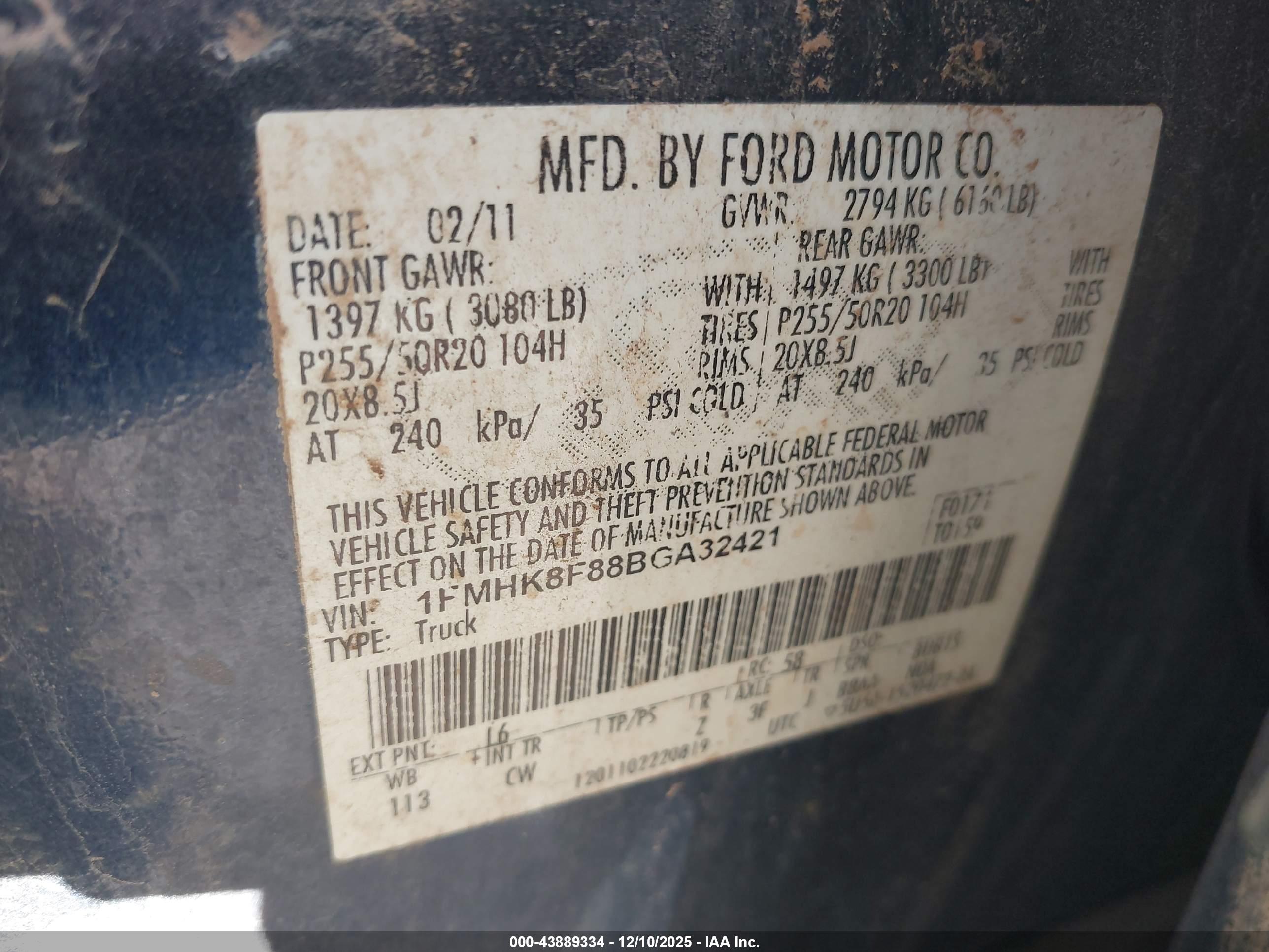 FORD EXPLORER image 9
