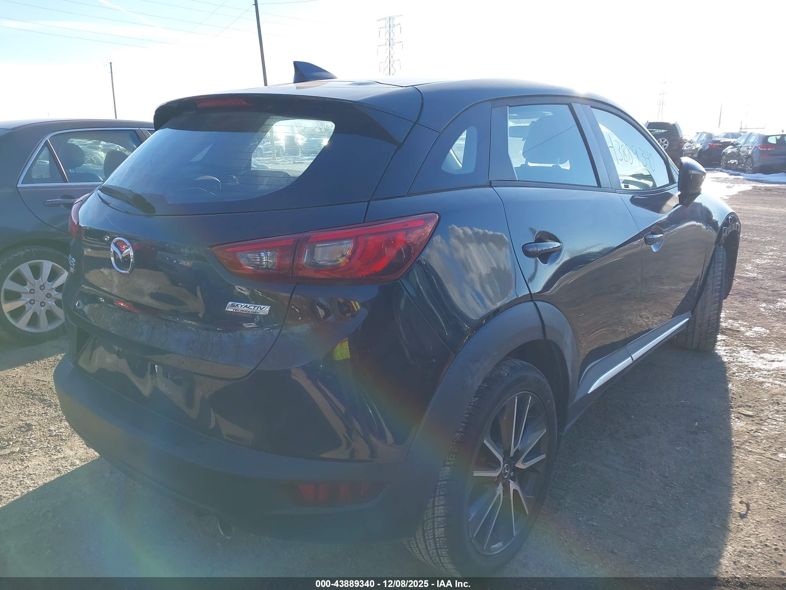 MAZDA CX-3 image 4