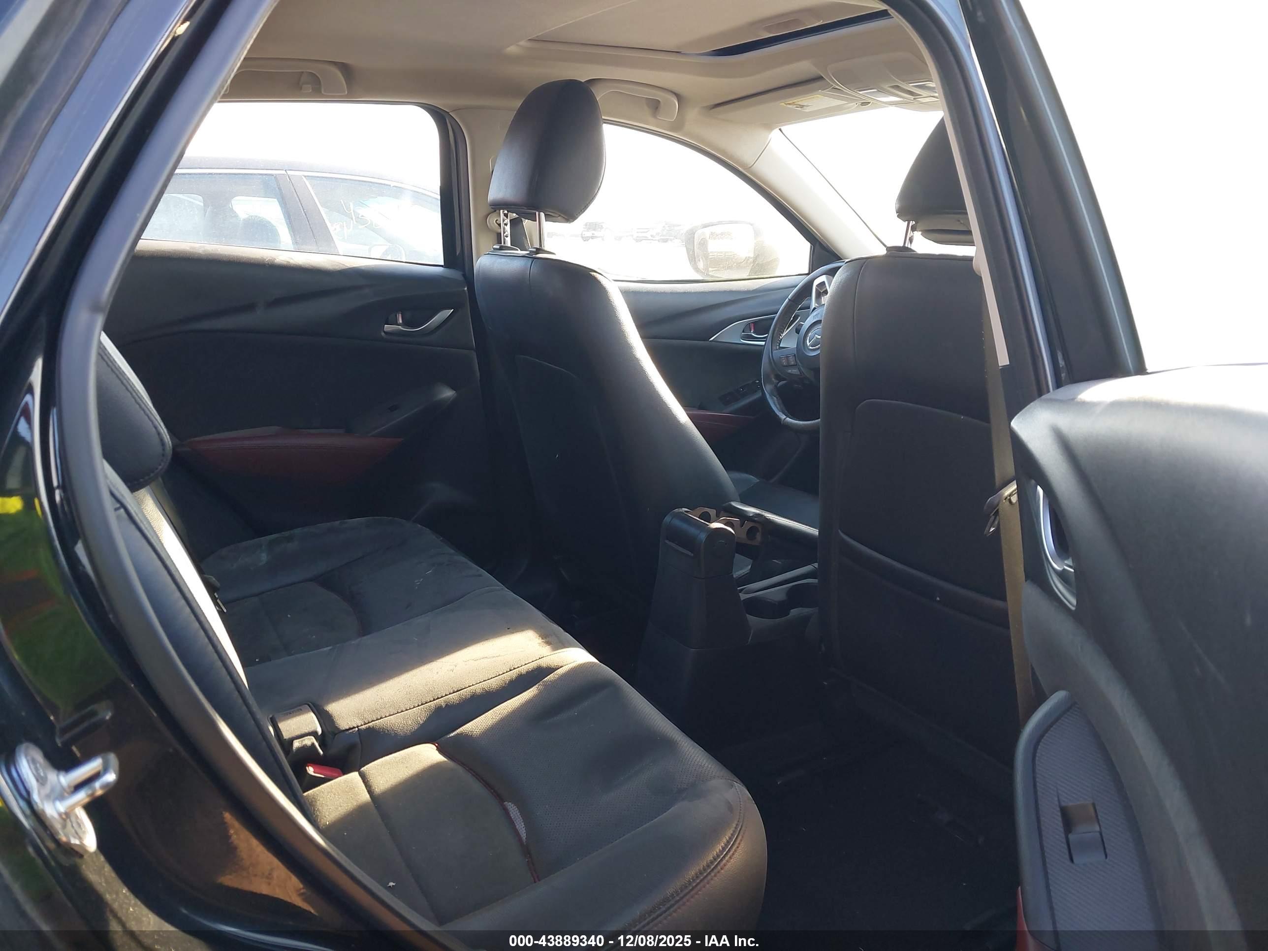 MAZDA CX-3 image 8