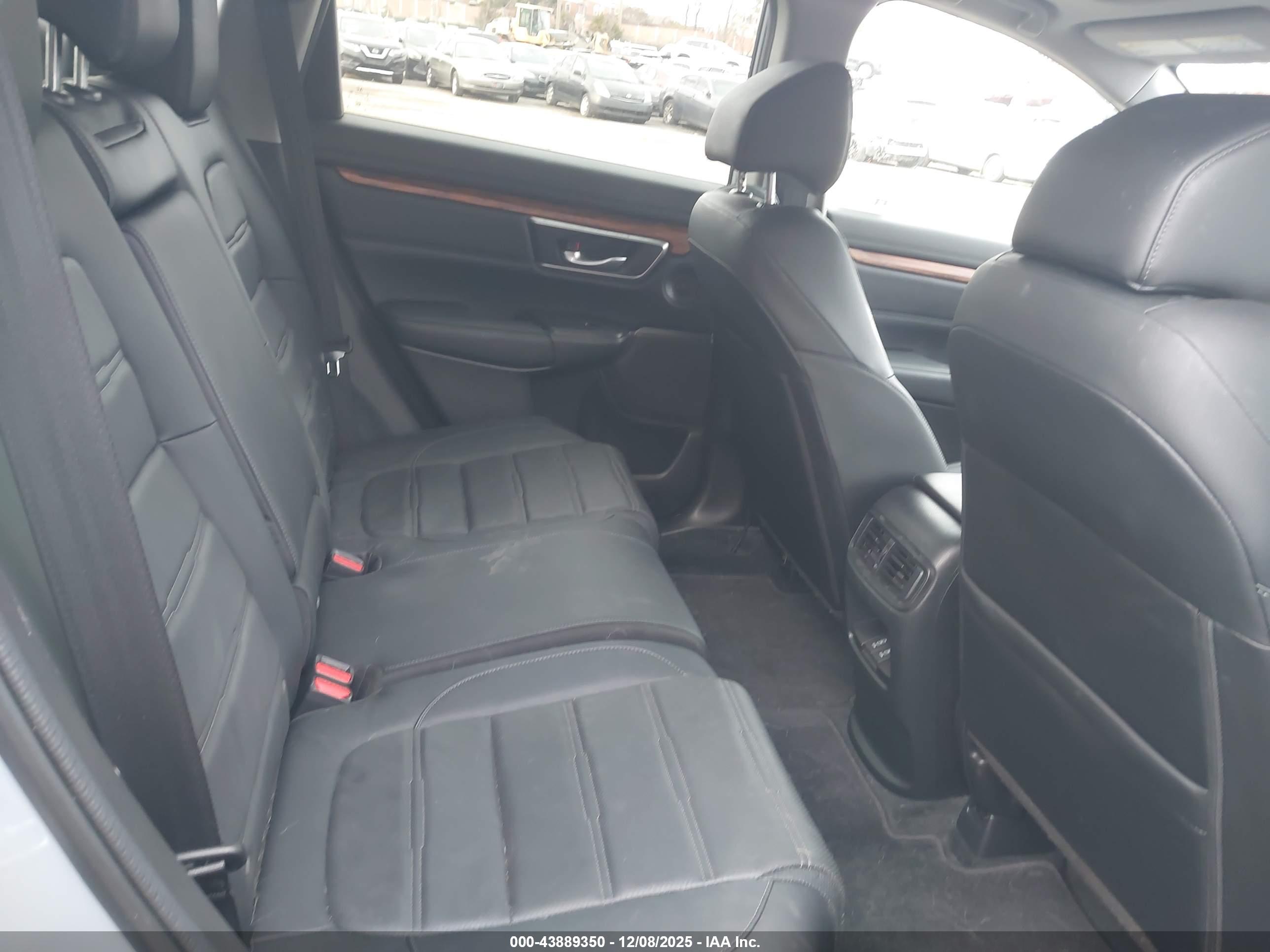 HONDA CR-V image 8