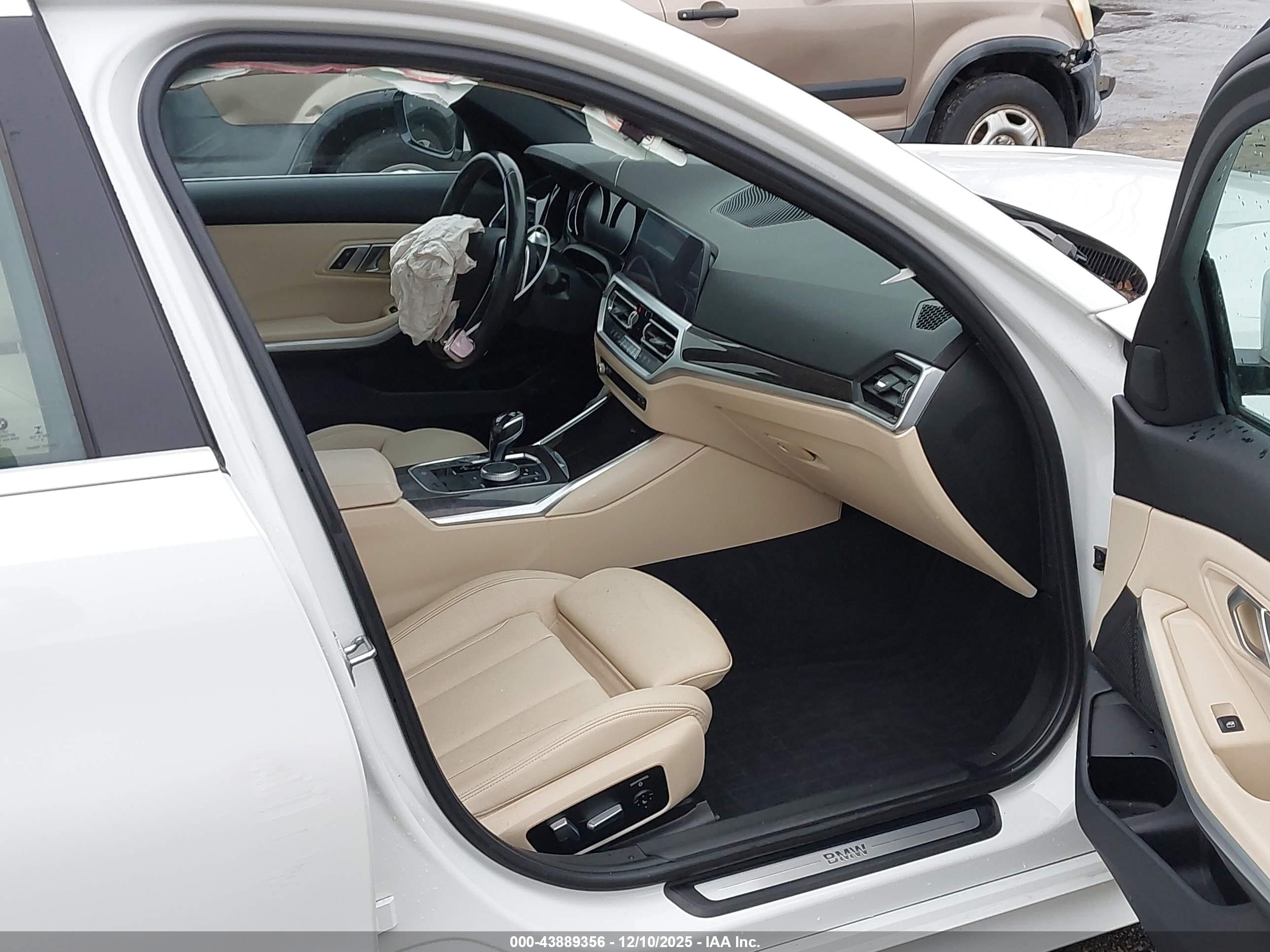 BMW 330I image 5