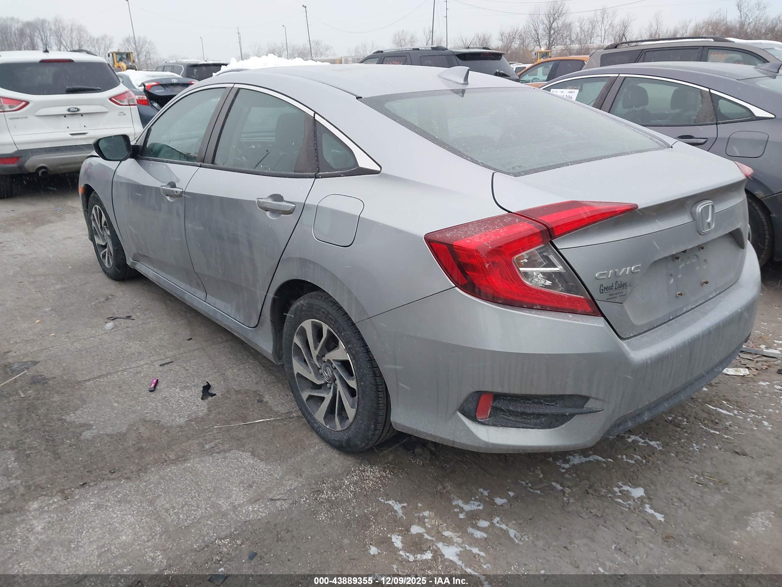 HONDA CIVIC image 3