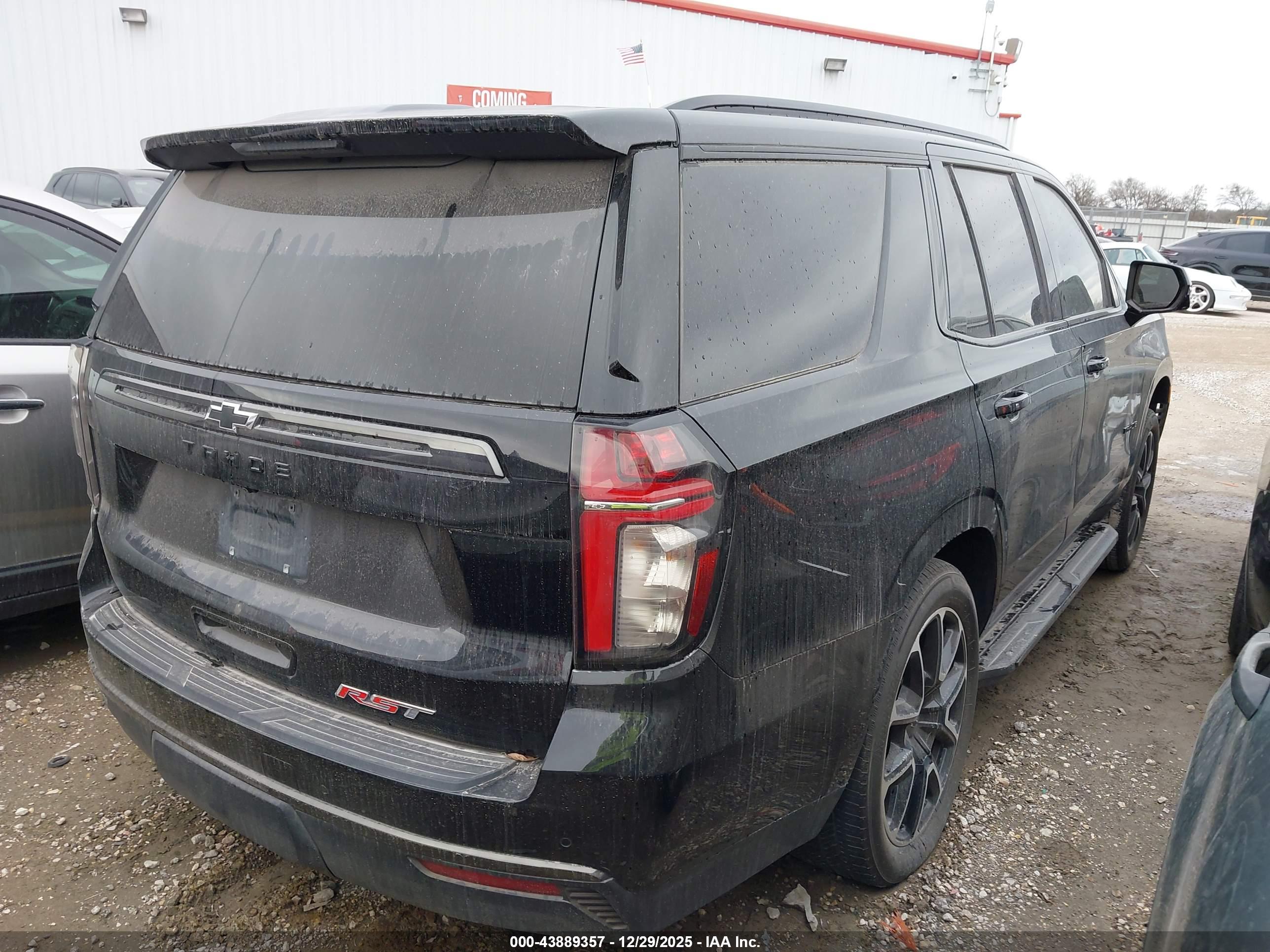 CHEVROLET TAHOE image 4