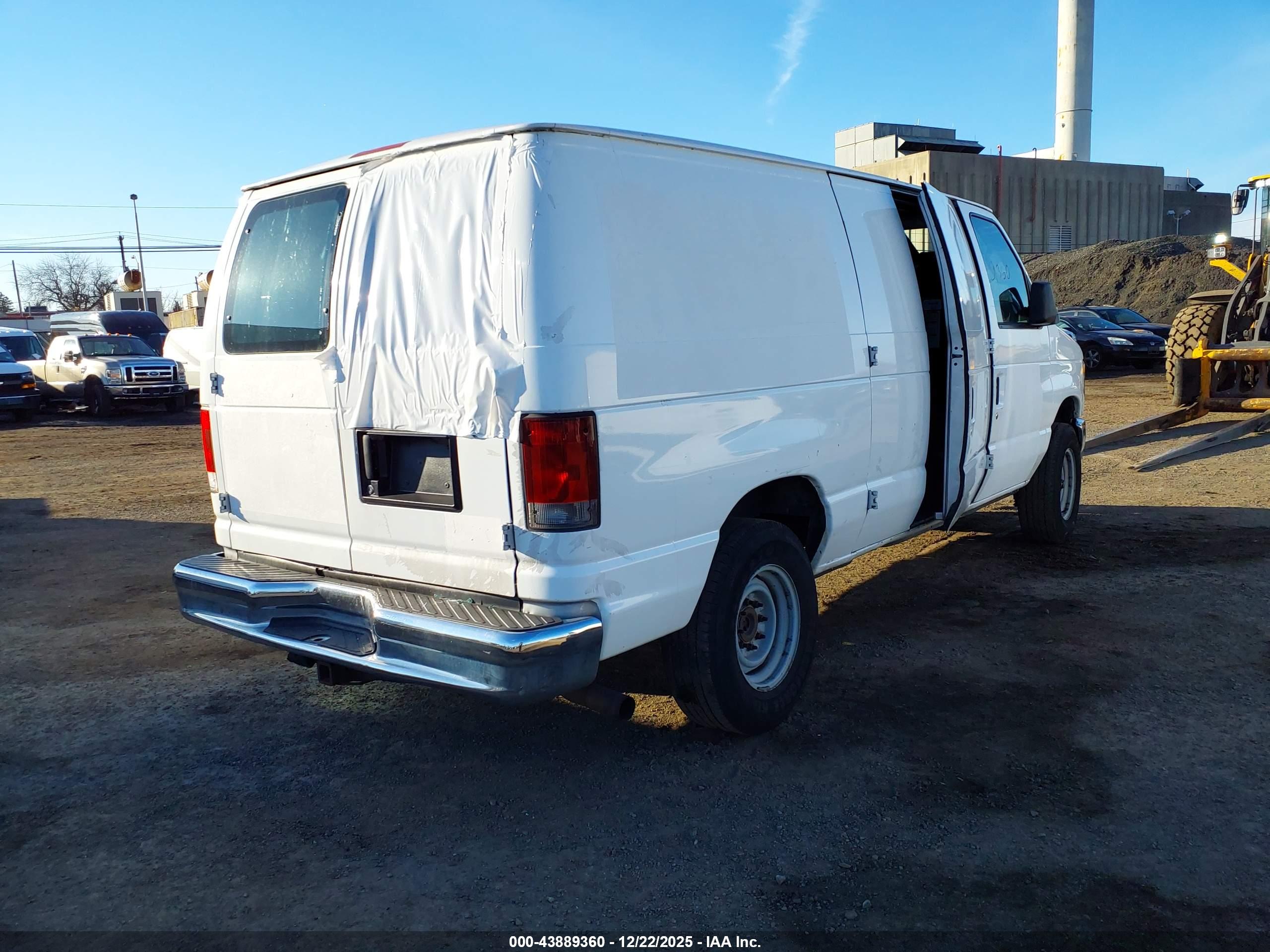 FORD E-350 image 4
