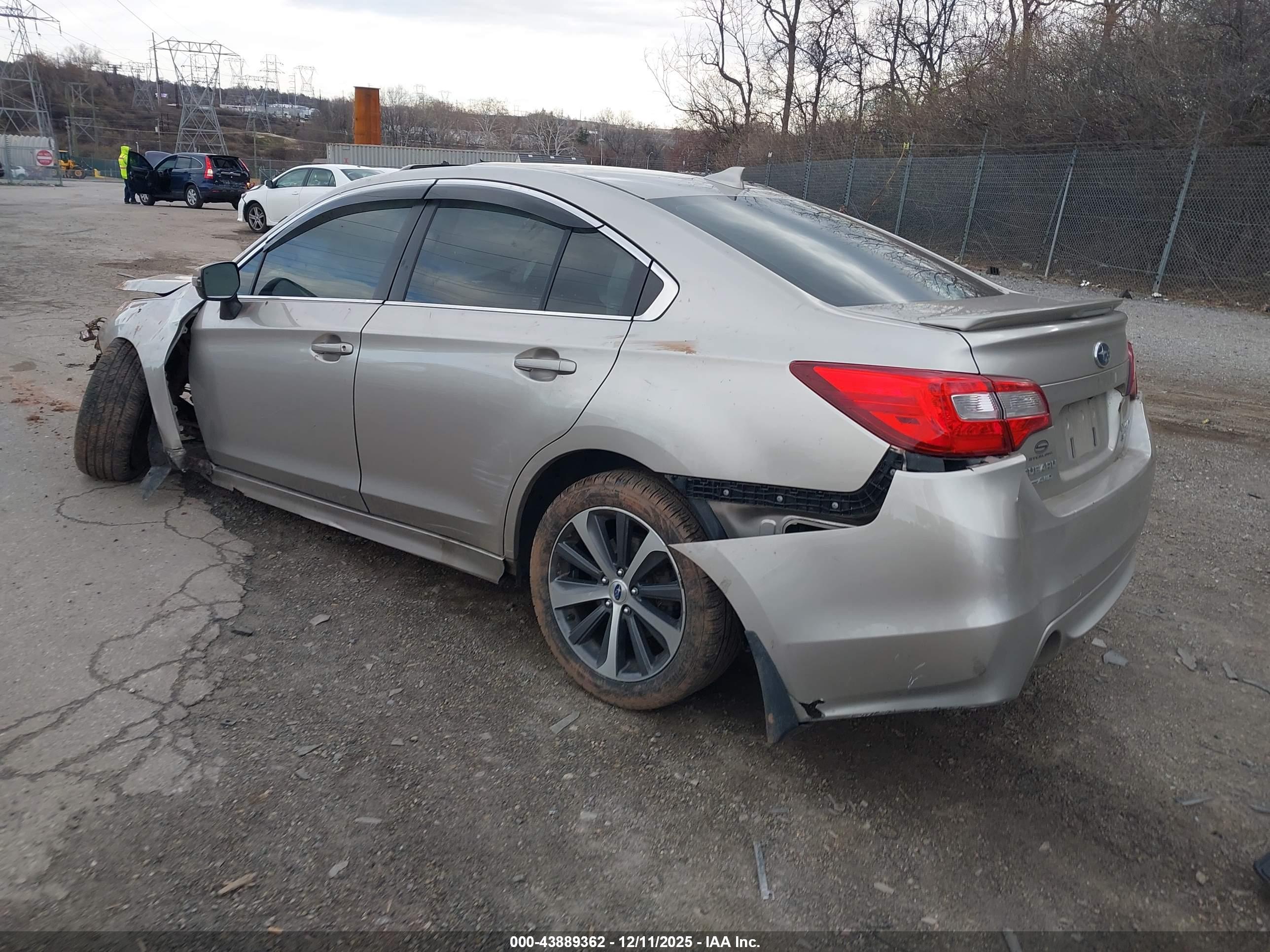 SUBARU LEGACY image 3