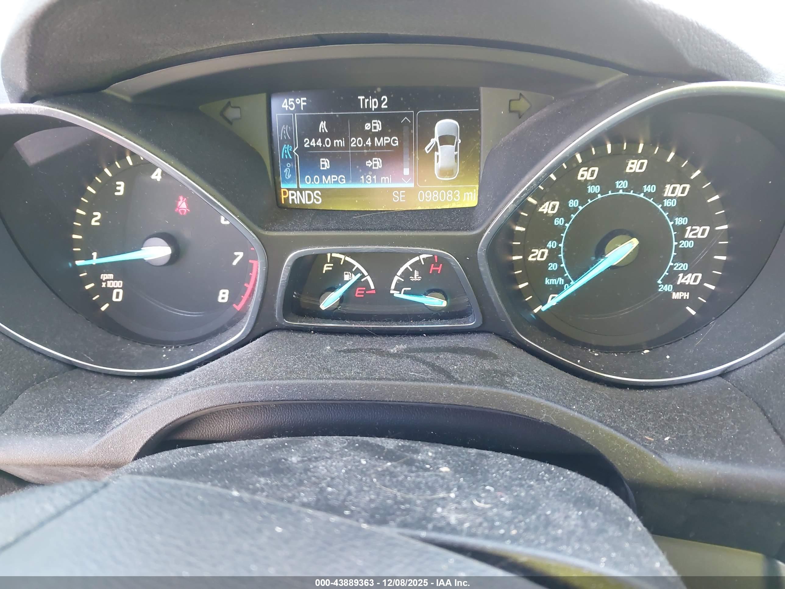 FORD ESCAPE image 7