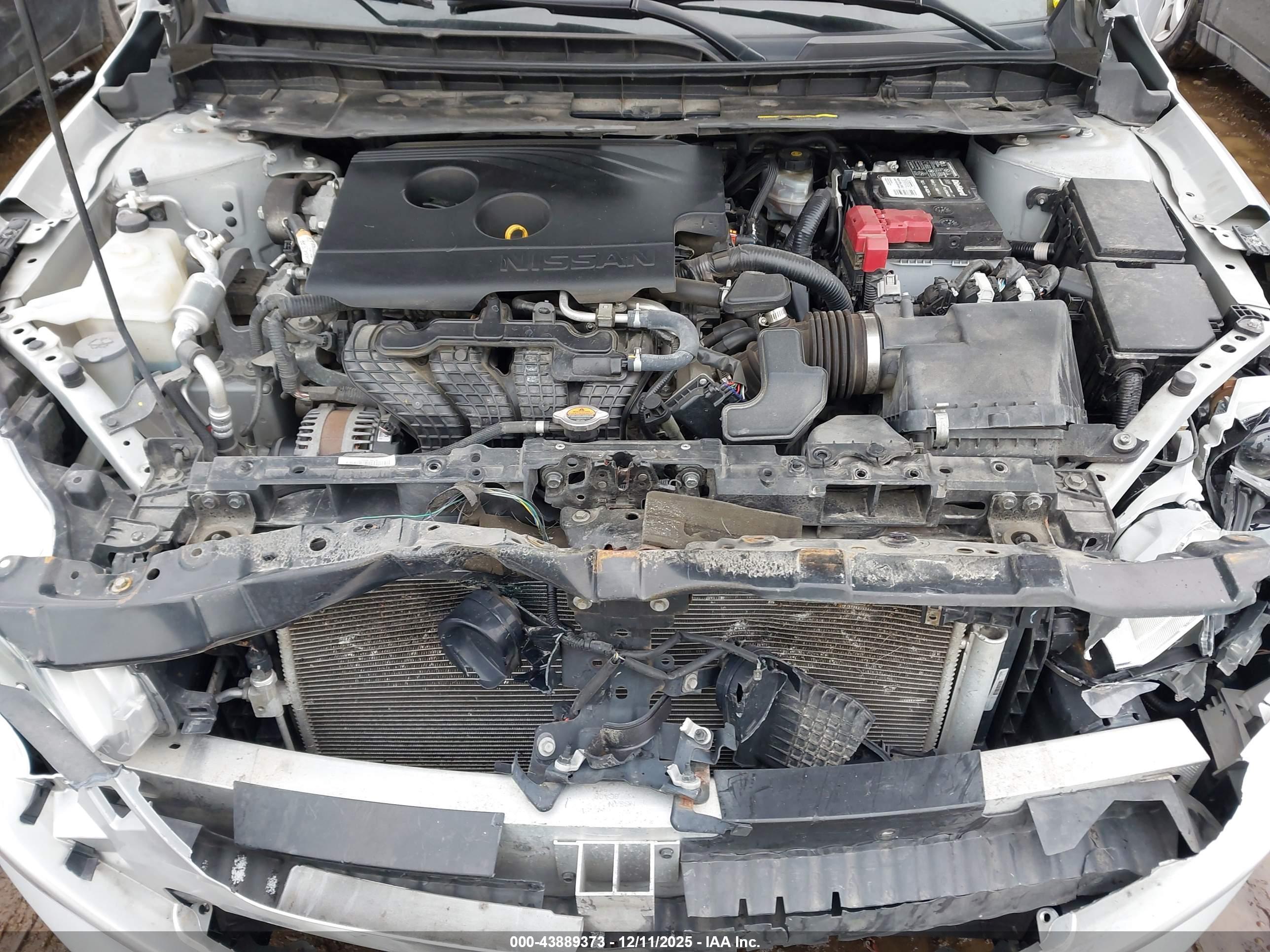 NISSAN ALTIMA image 10