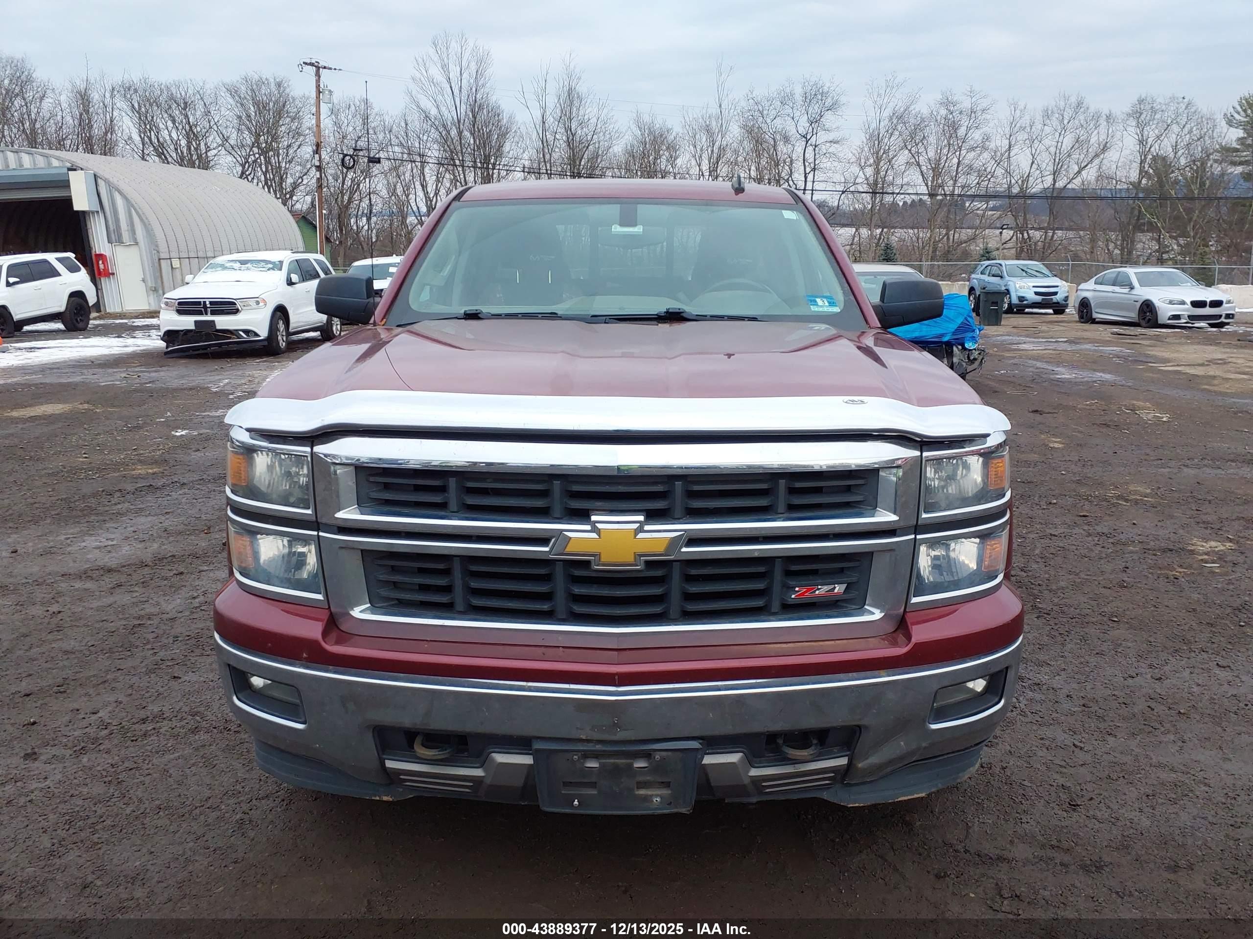 CHEVROLET SILVERADO image 6