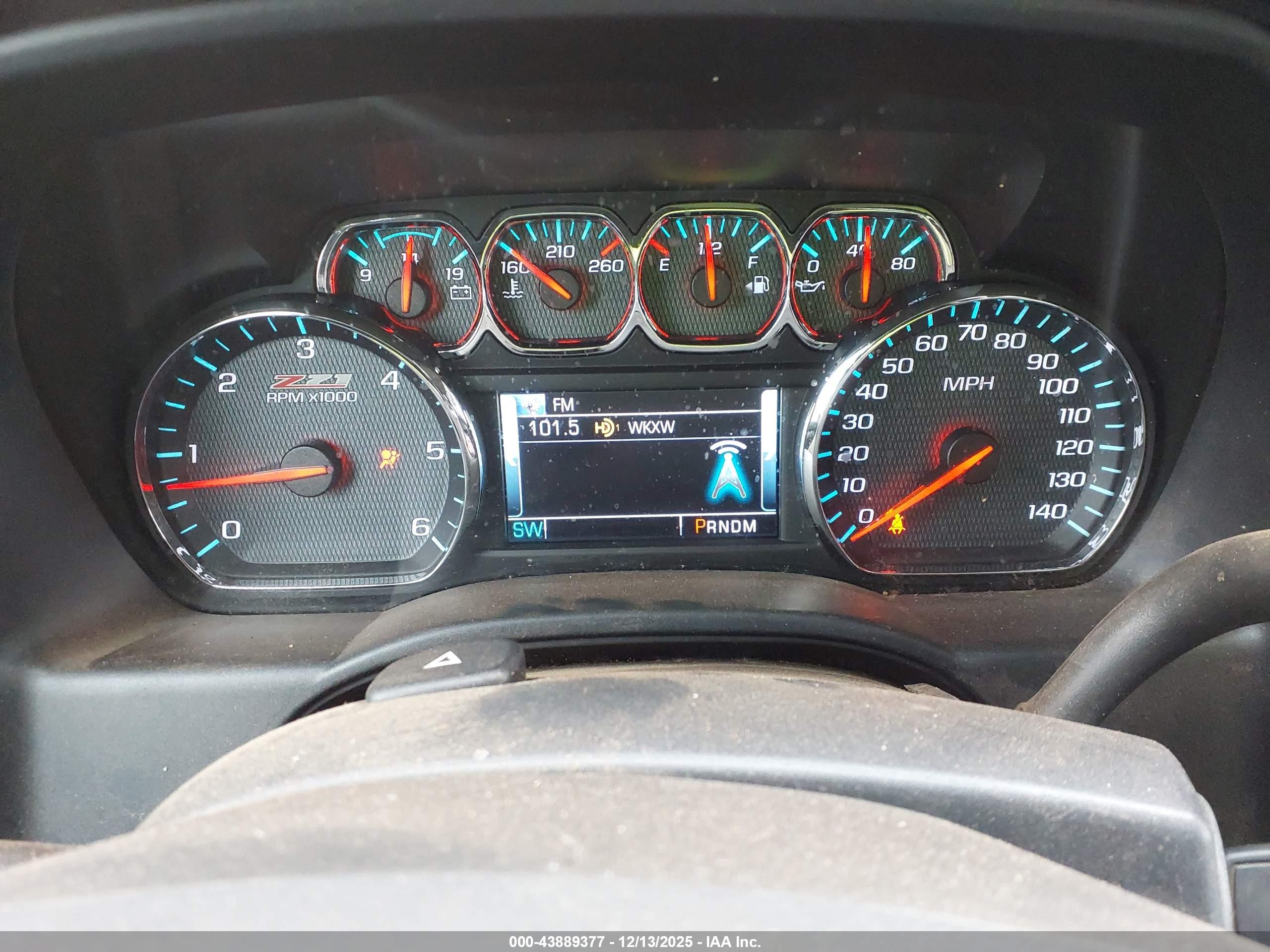CHEVROLET SILVERADO image 7