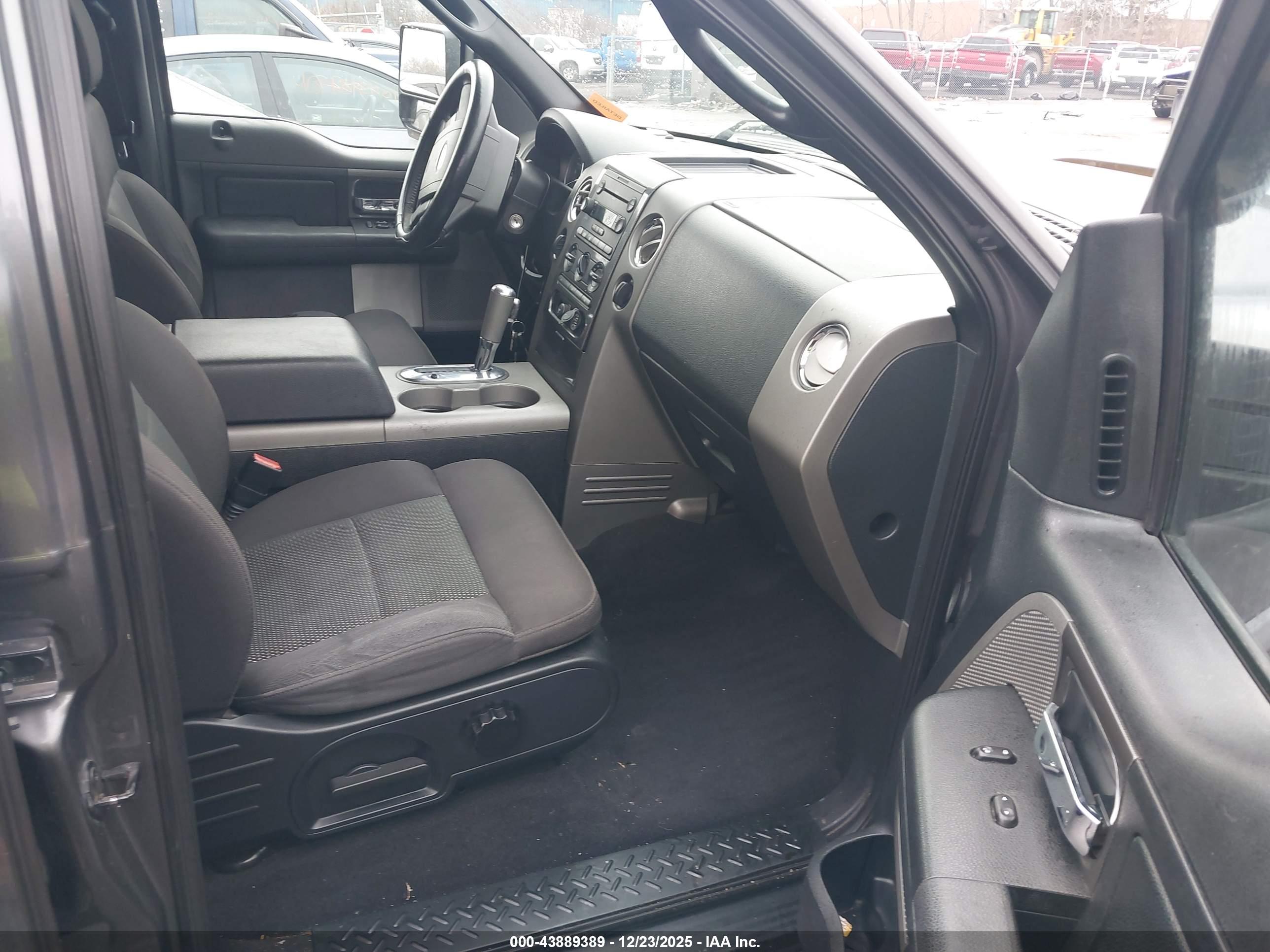 FORD F-150 image 5