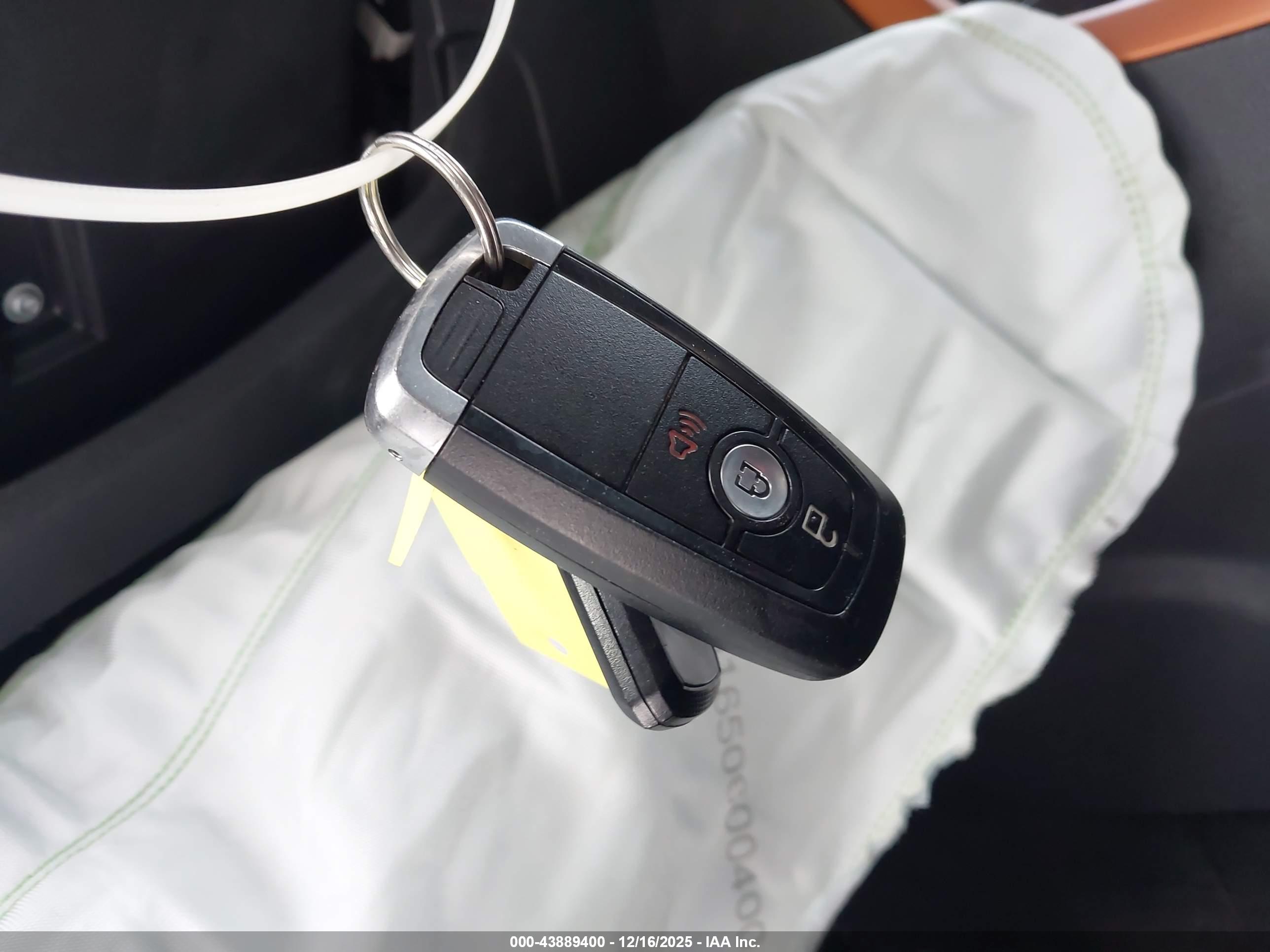 FORD ECOSPORT image 11