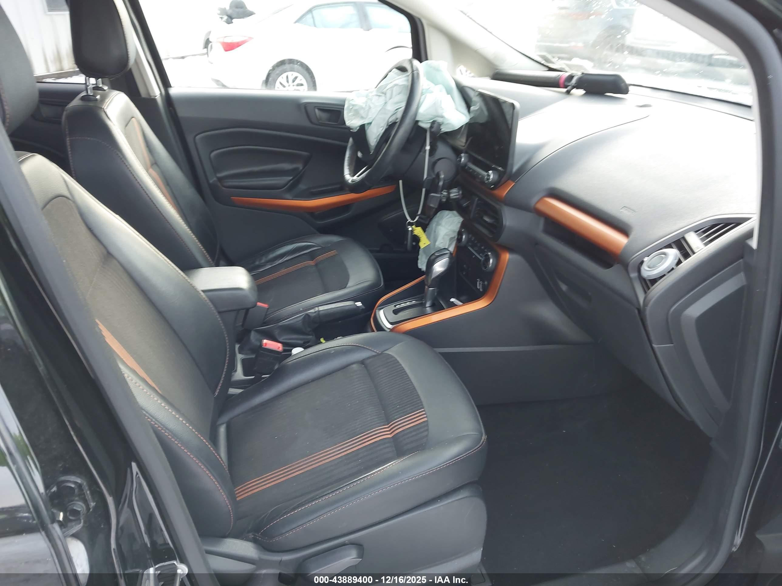 FORD ECOSPORT image 5