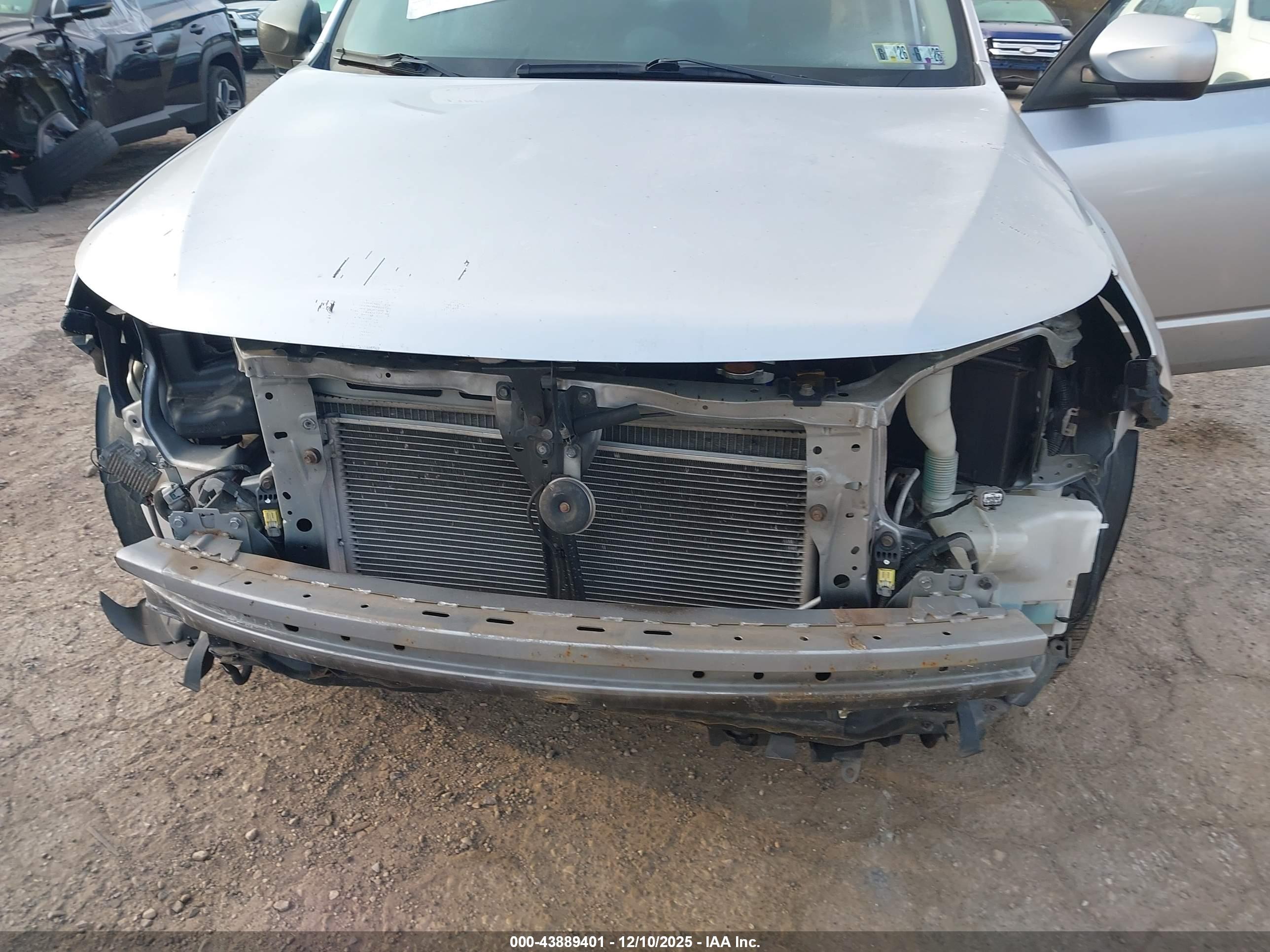 SUBARU FORESTER image 6