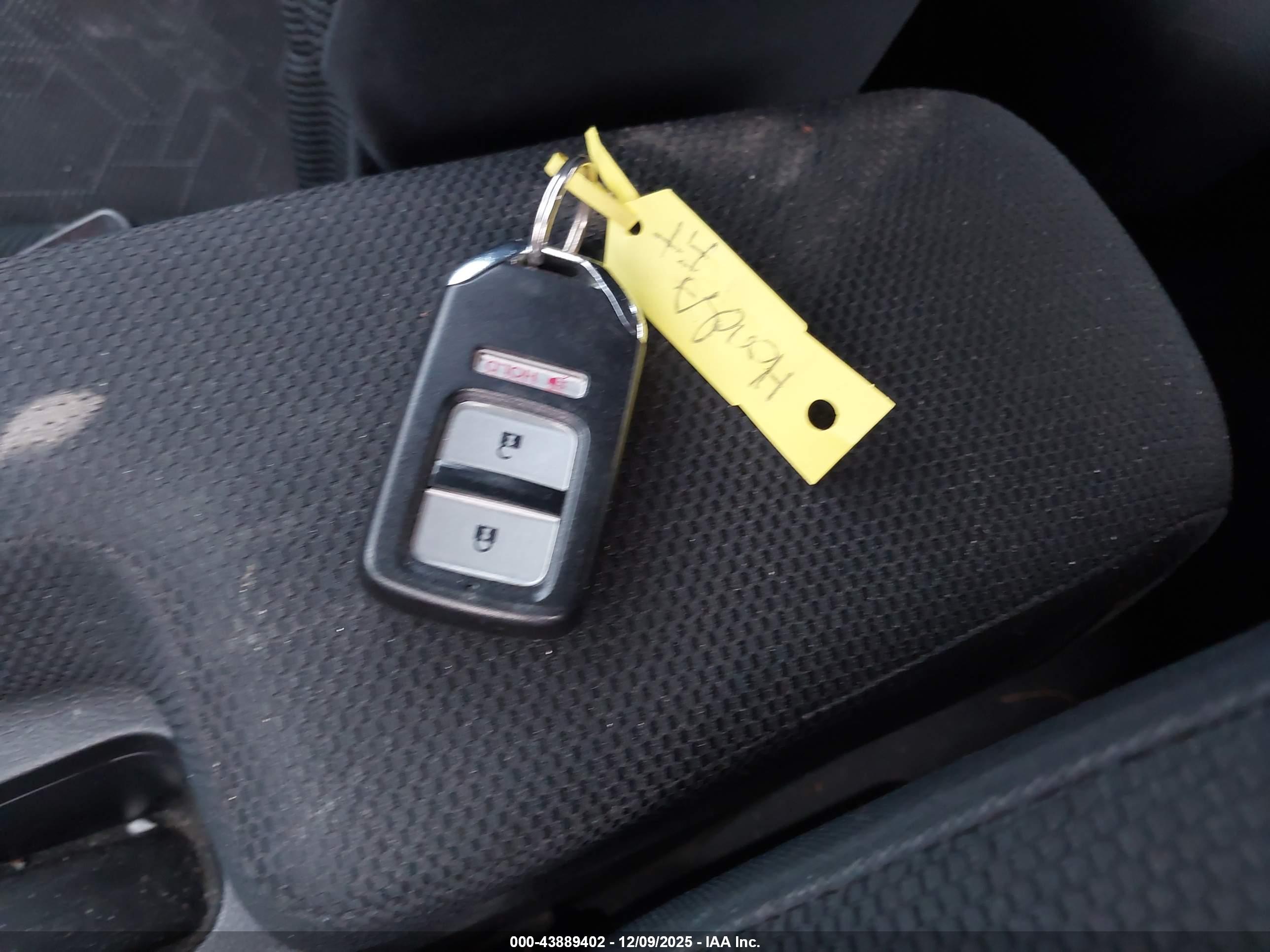 HONDA FIT image 11