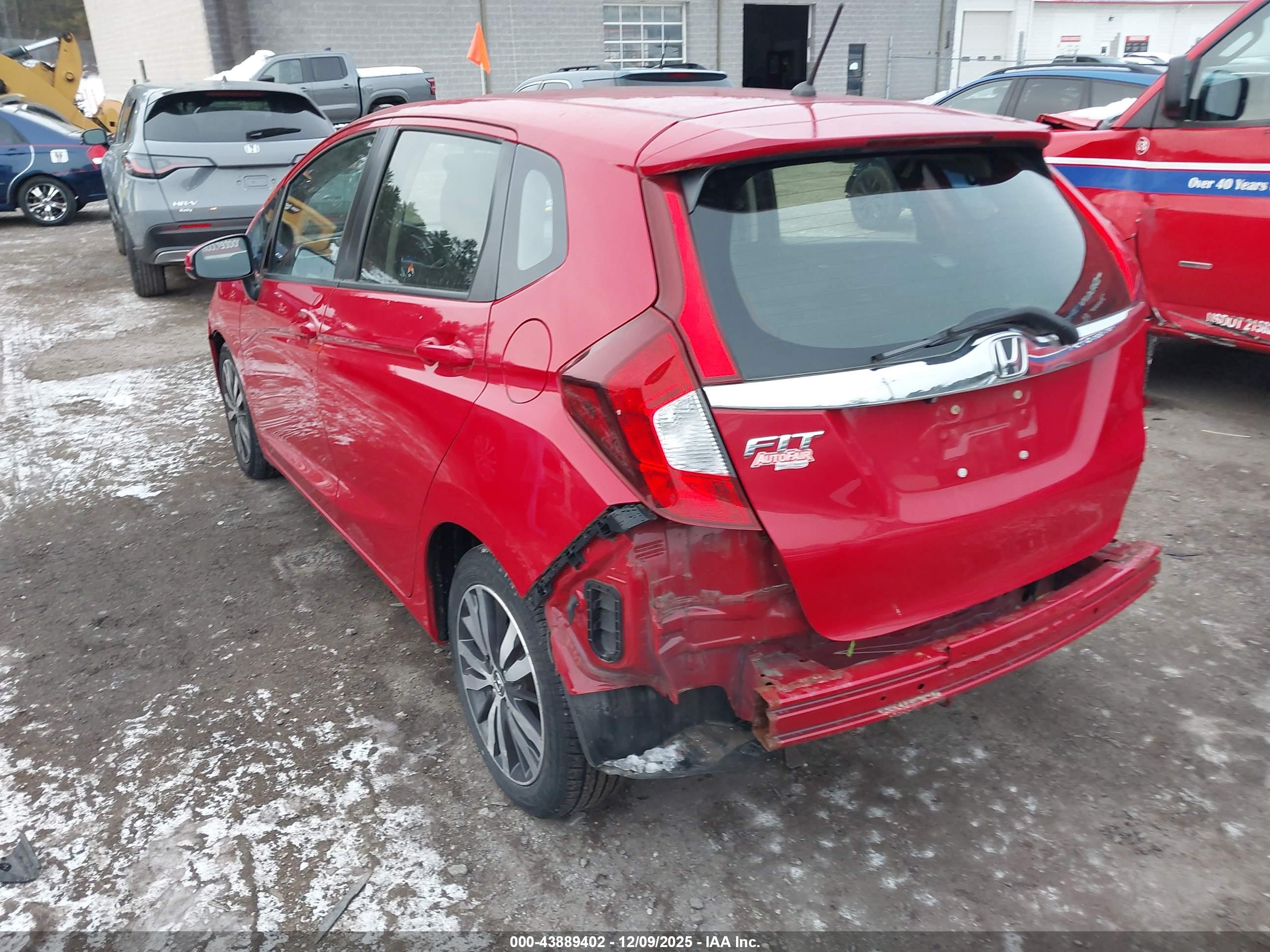 HONDA FIT image 3