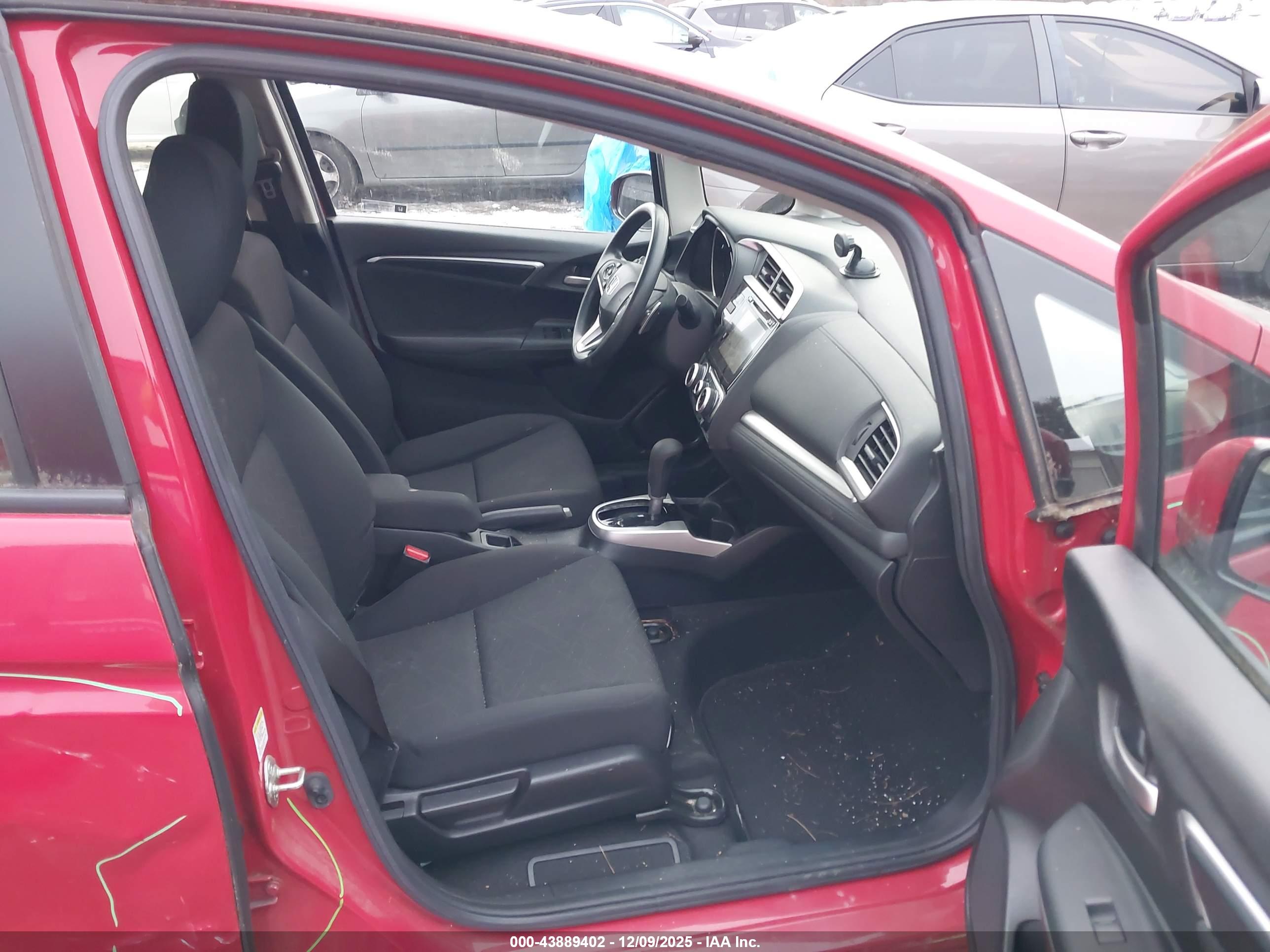HONDA FIT image 5