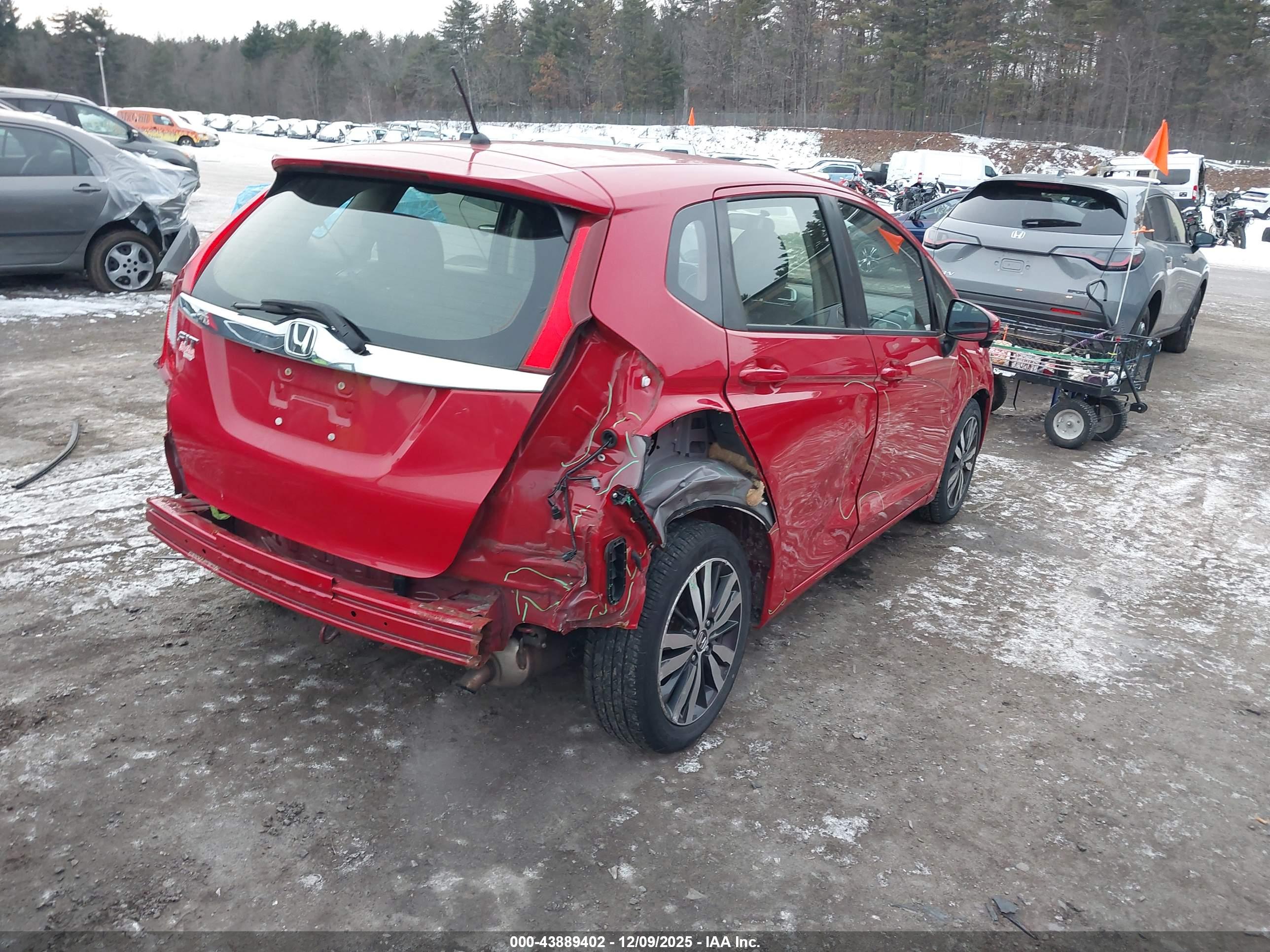 HONDA FIT image 6