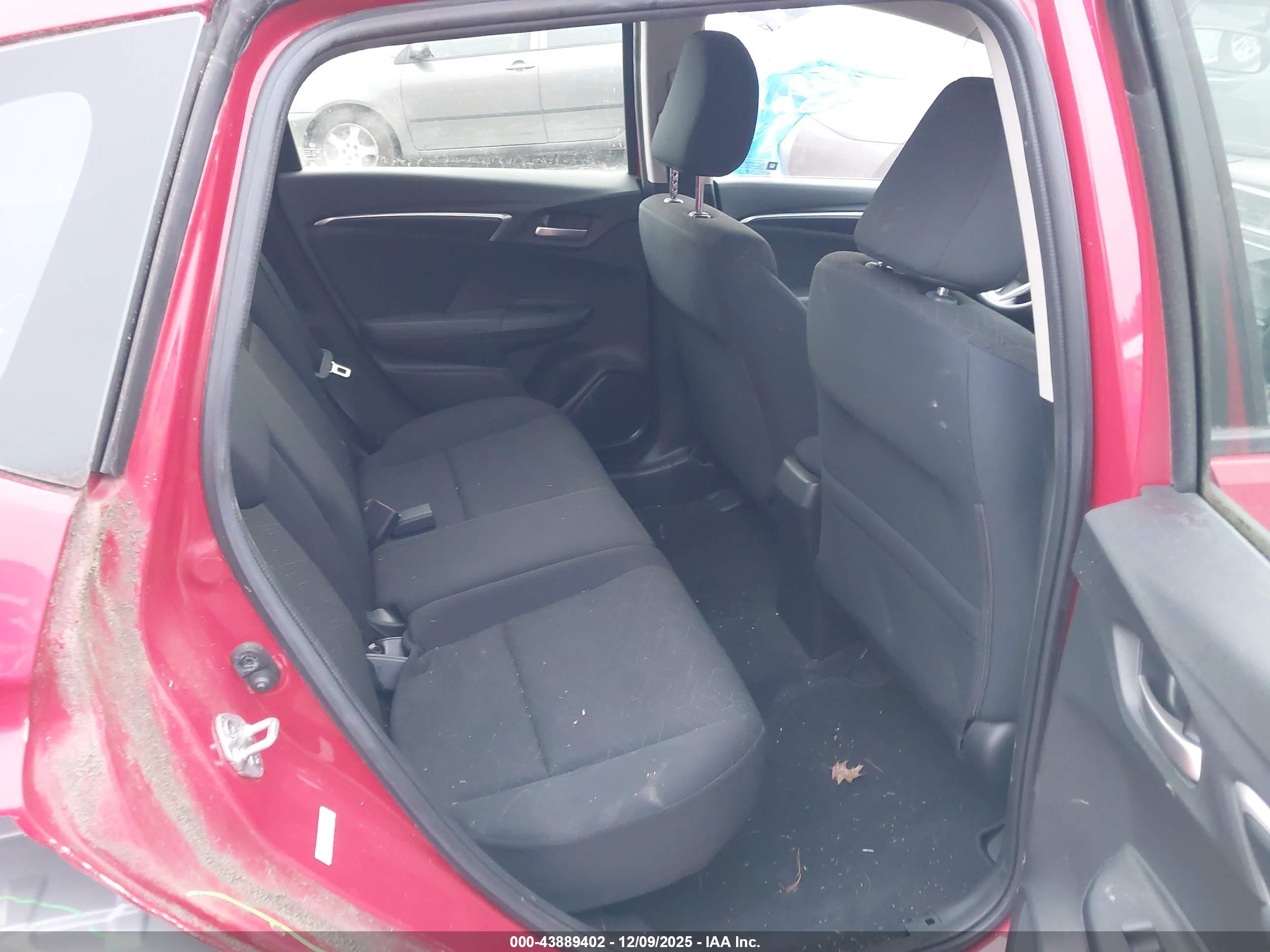HONDA FIT image 8