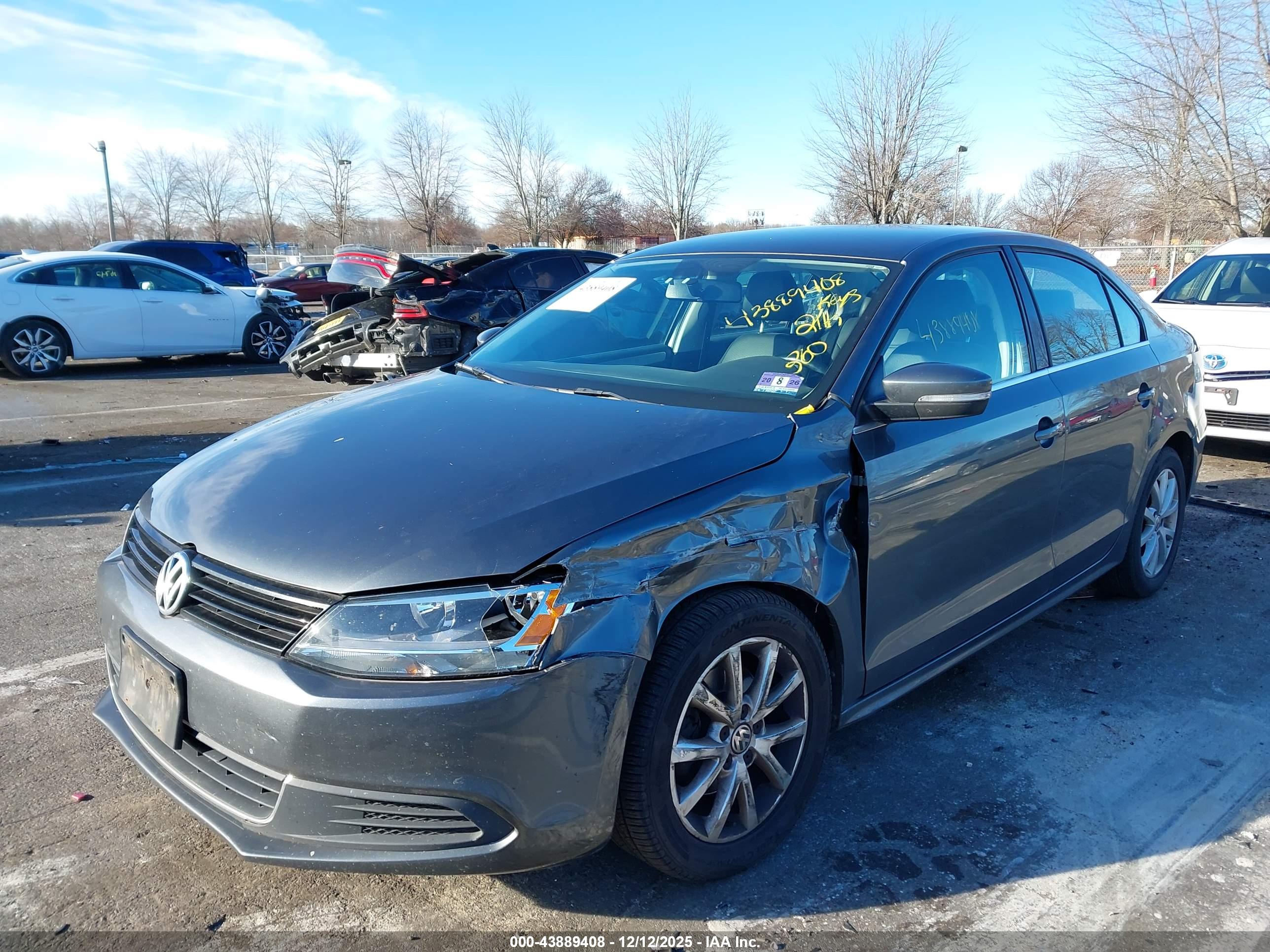 VOLKSWAGEN JETTA image 6