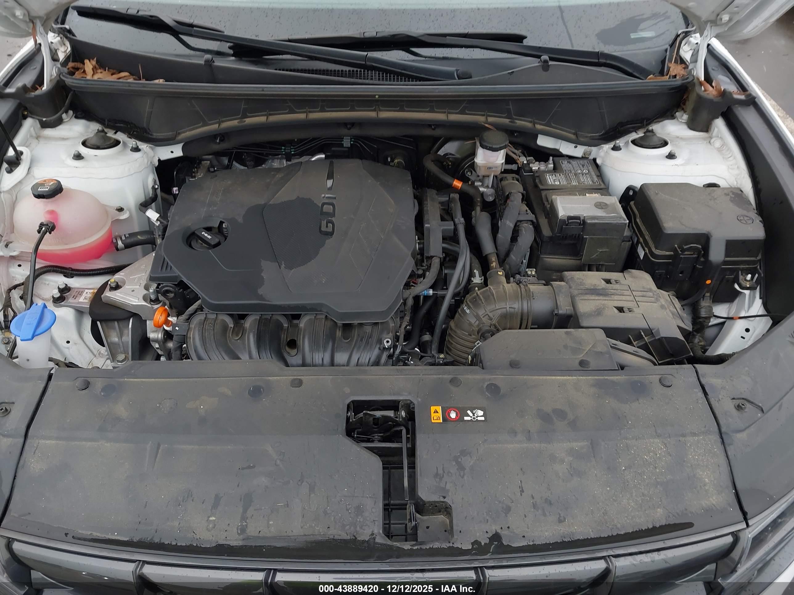 HYUNDAI TUCSON image 10