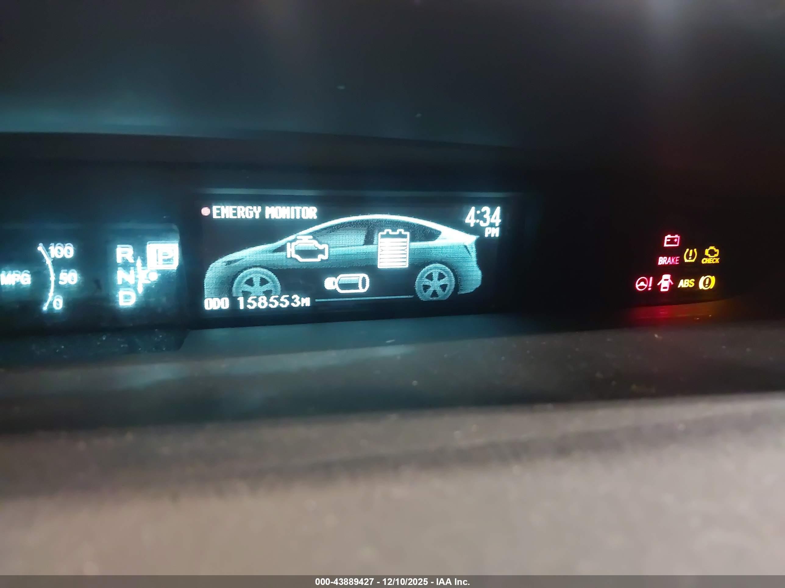 TOYOTA PRIUS image 7