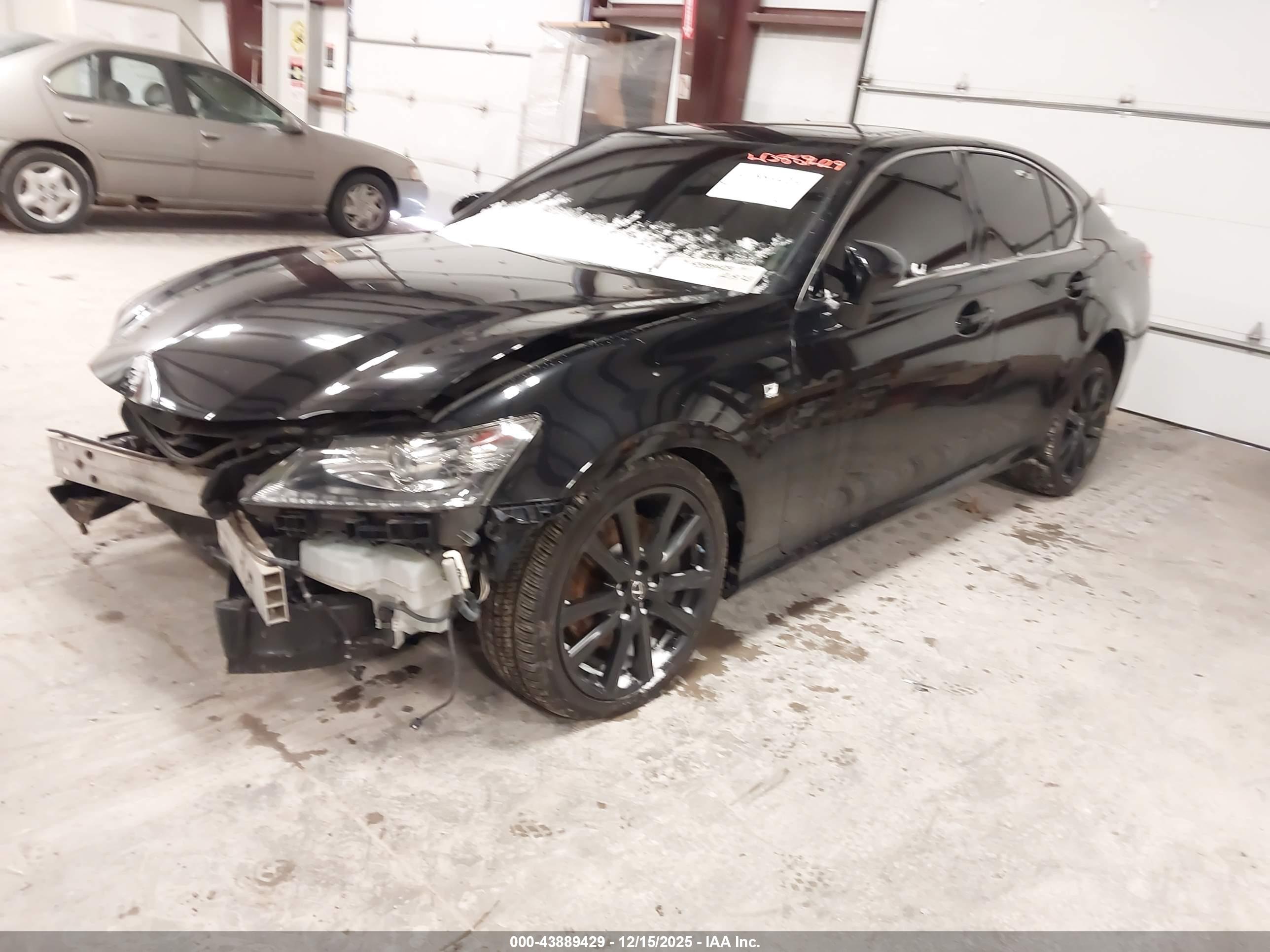 LEXUS GS image 2