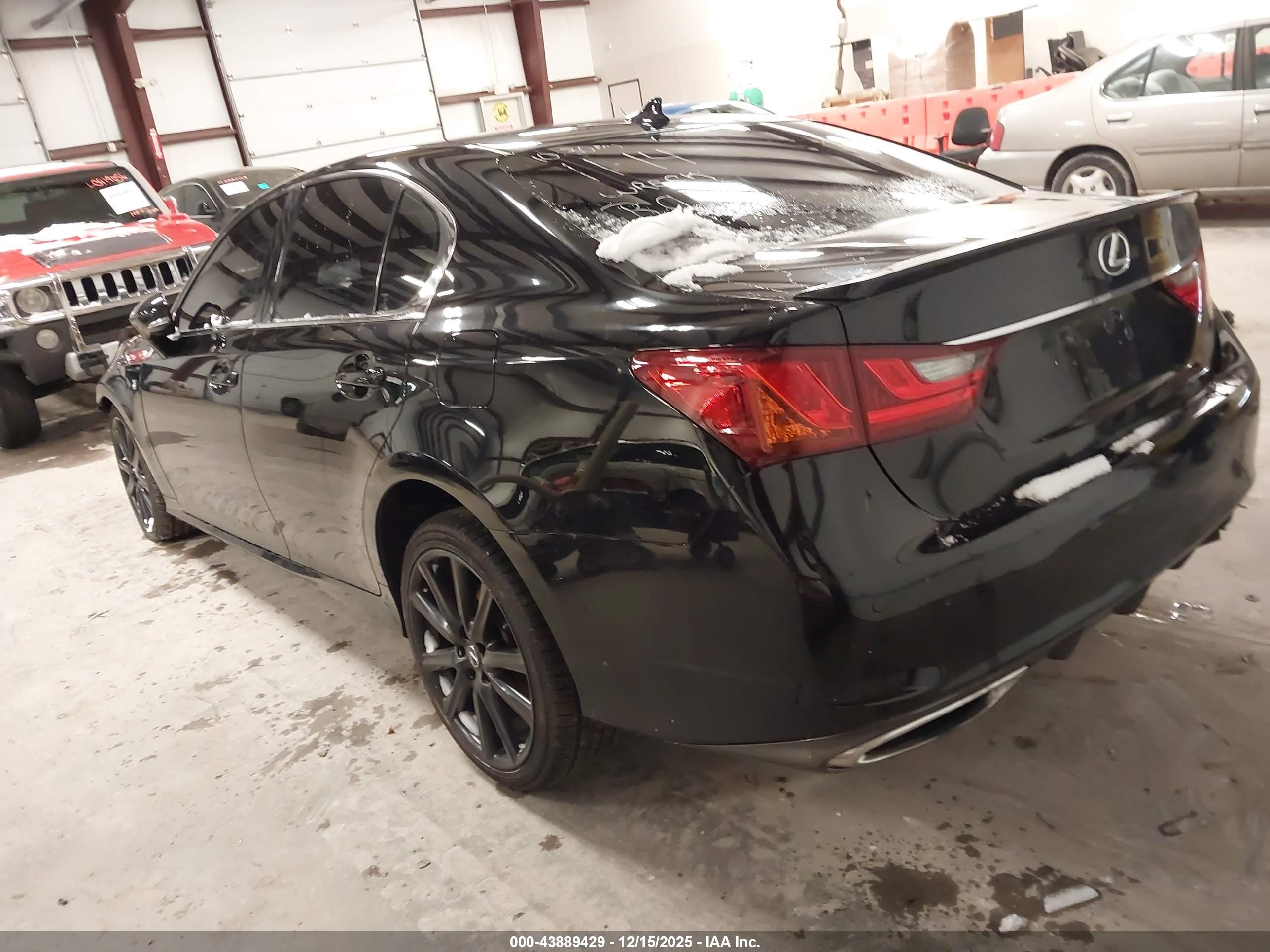 LEXUS GS image 3