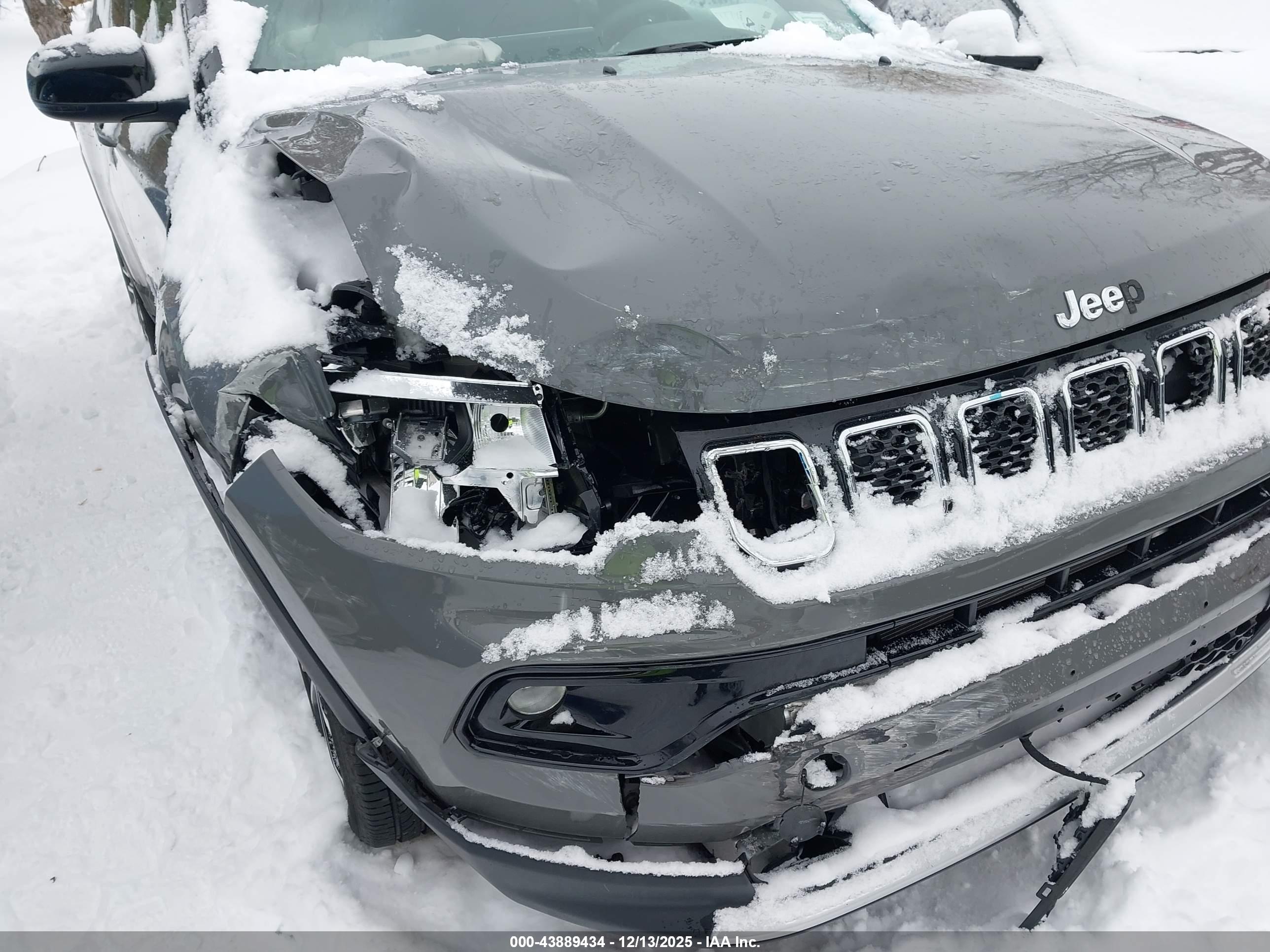 JEEP COMPASS image 6