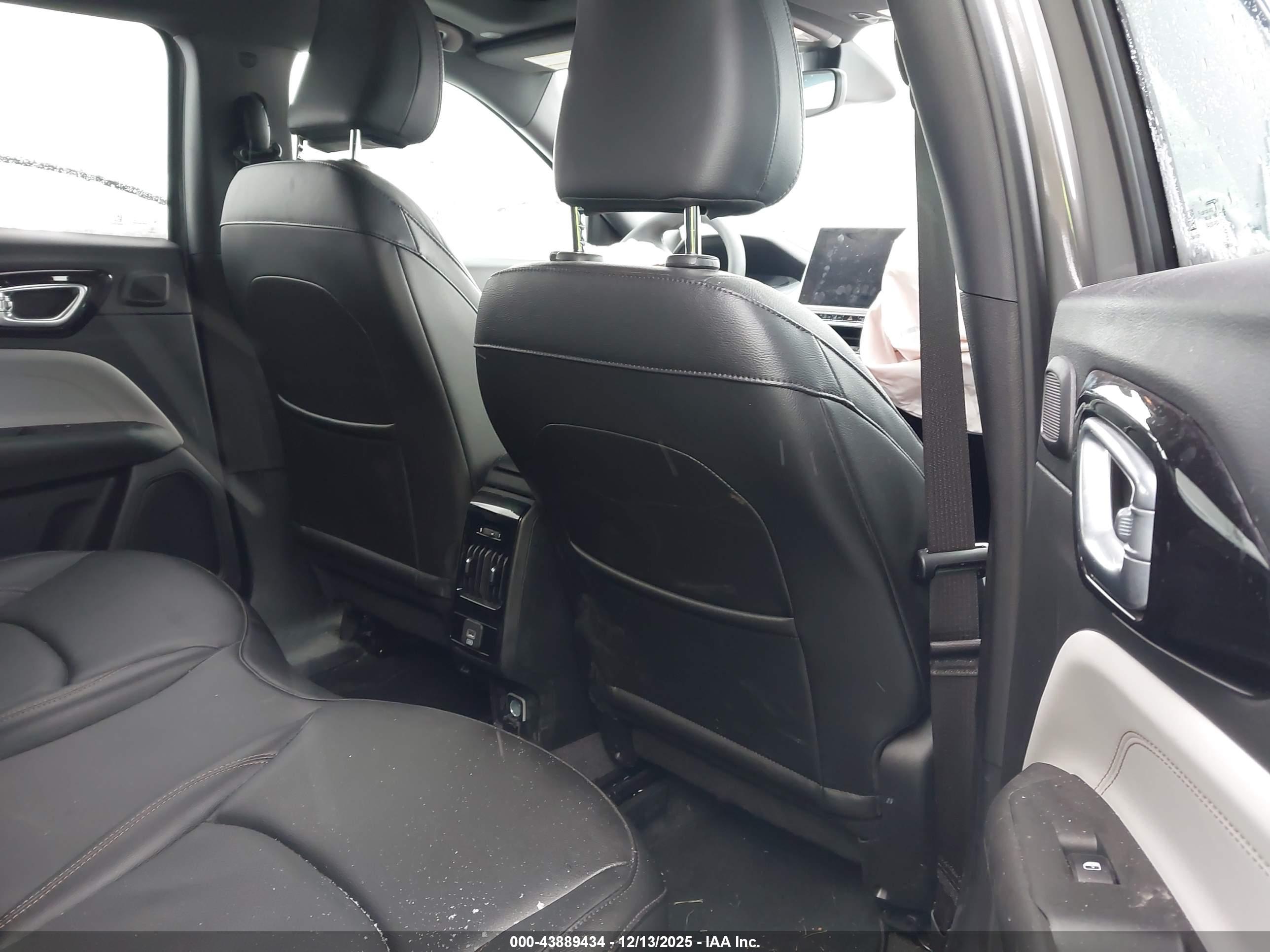 JEEP COMPASS image 8