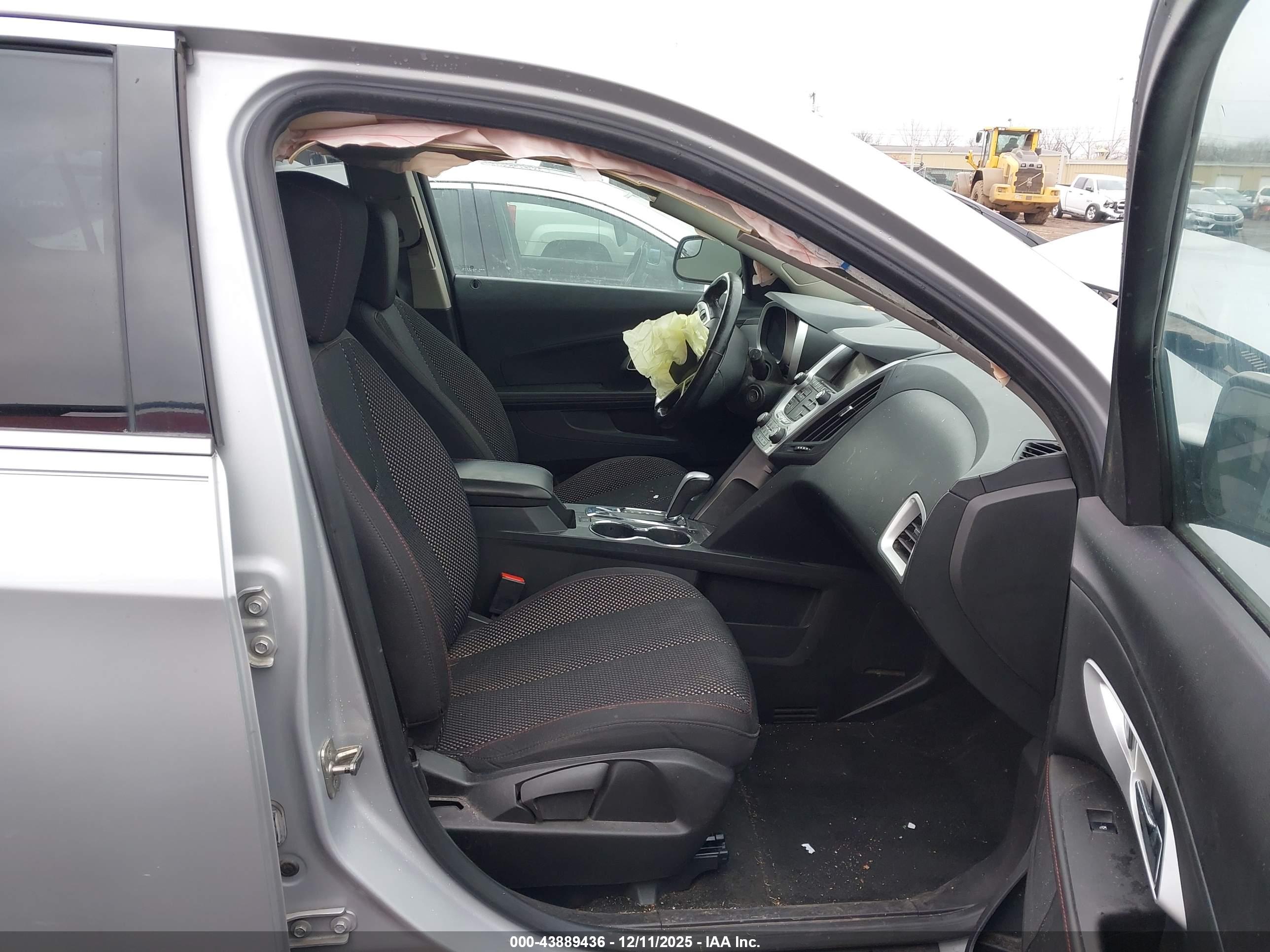 CHEVROLET EQUINOX image 5
