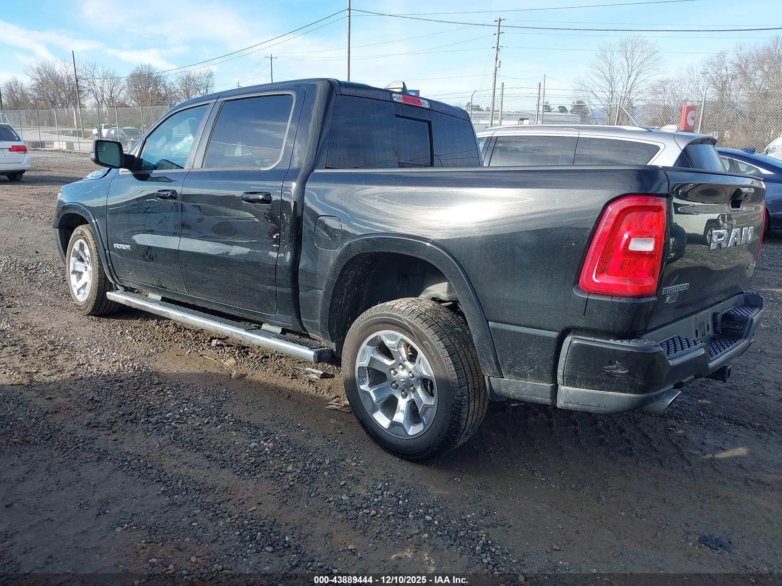 RAM 1500 image 3
