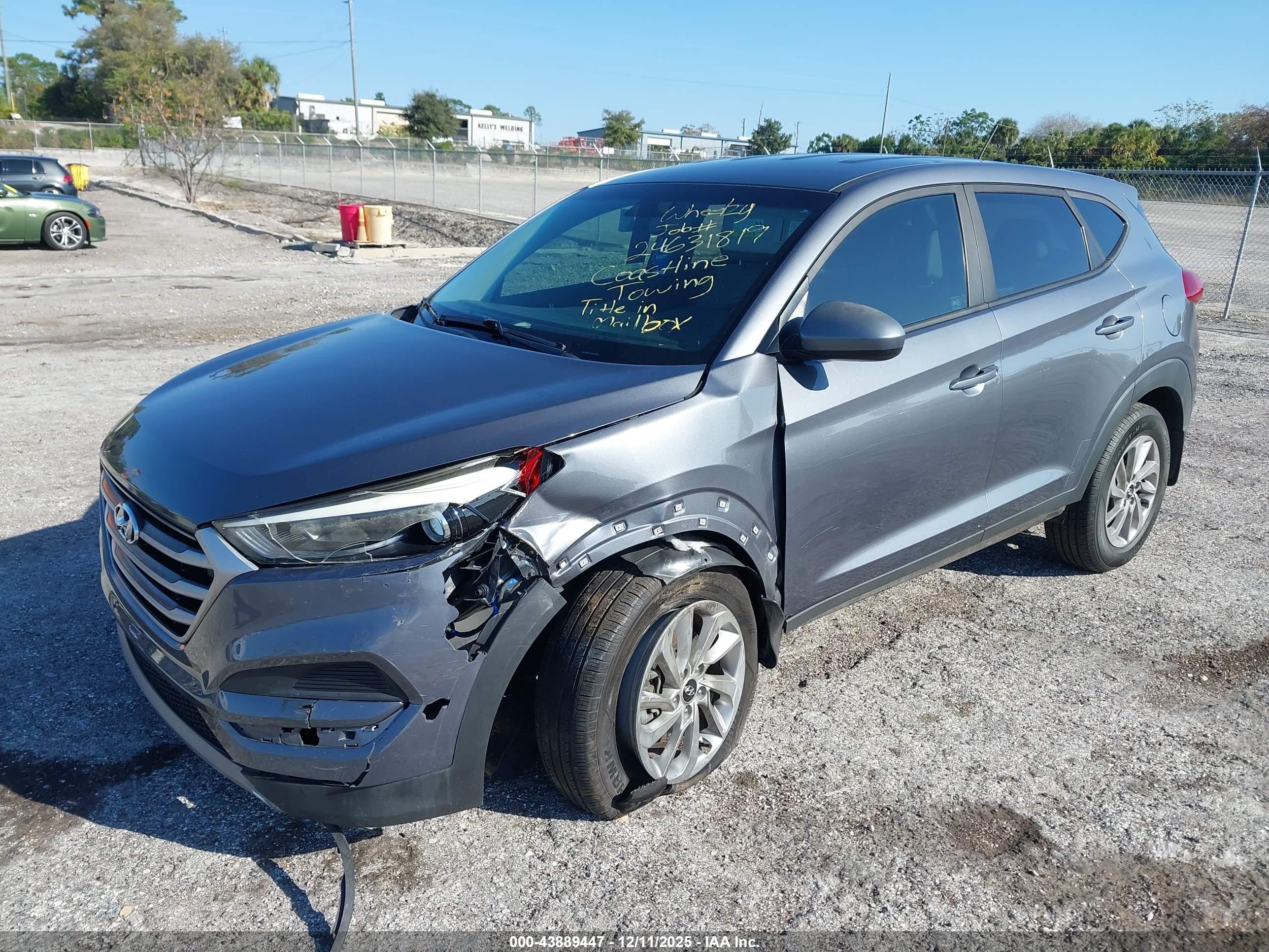 HYUNDAI TUCSON image 2