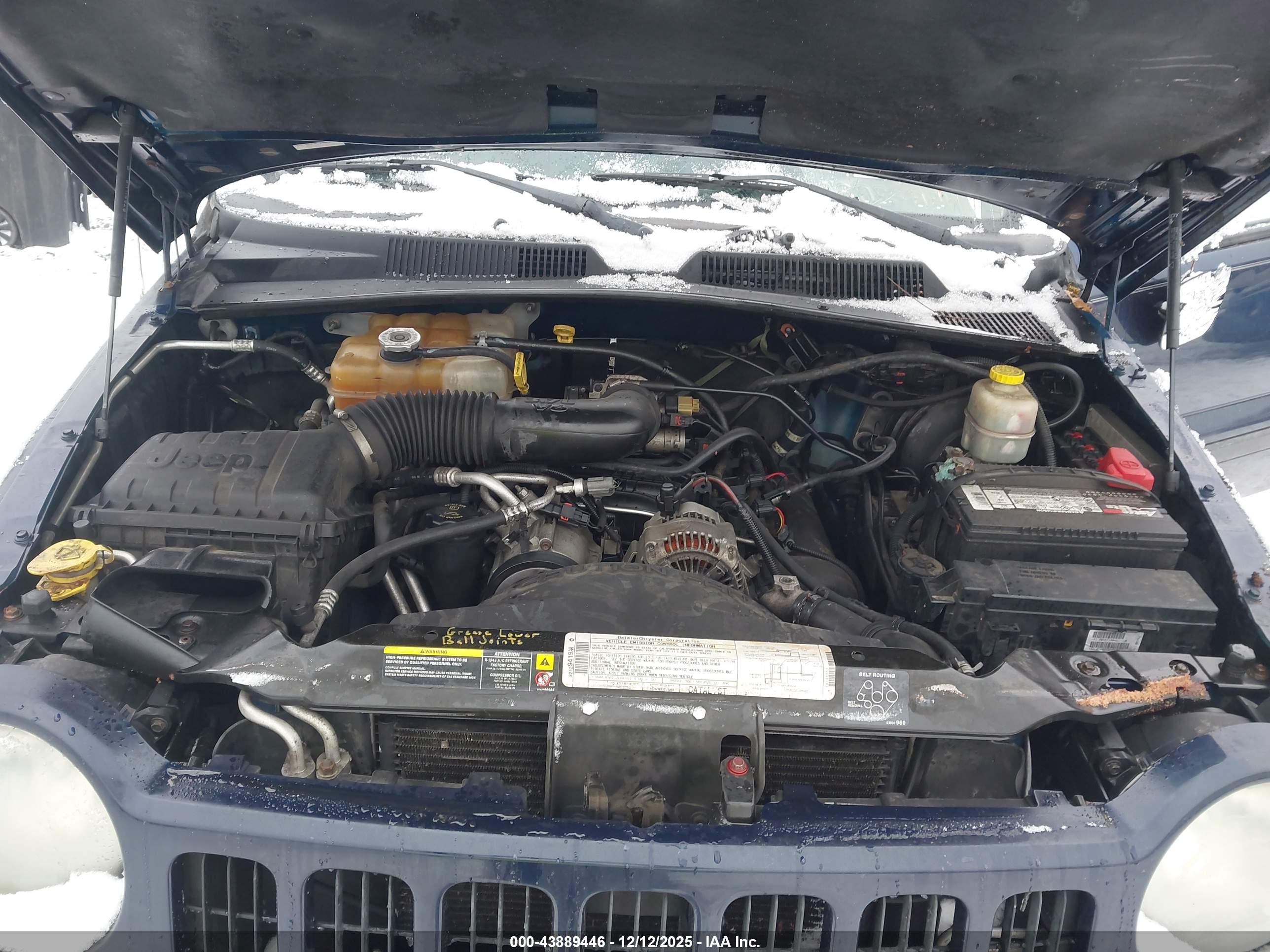 JEEP LIBERTY image 10