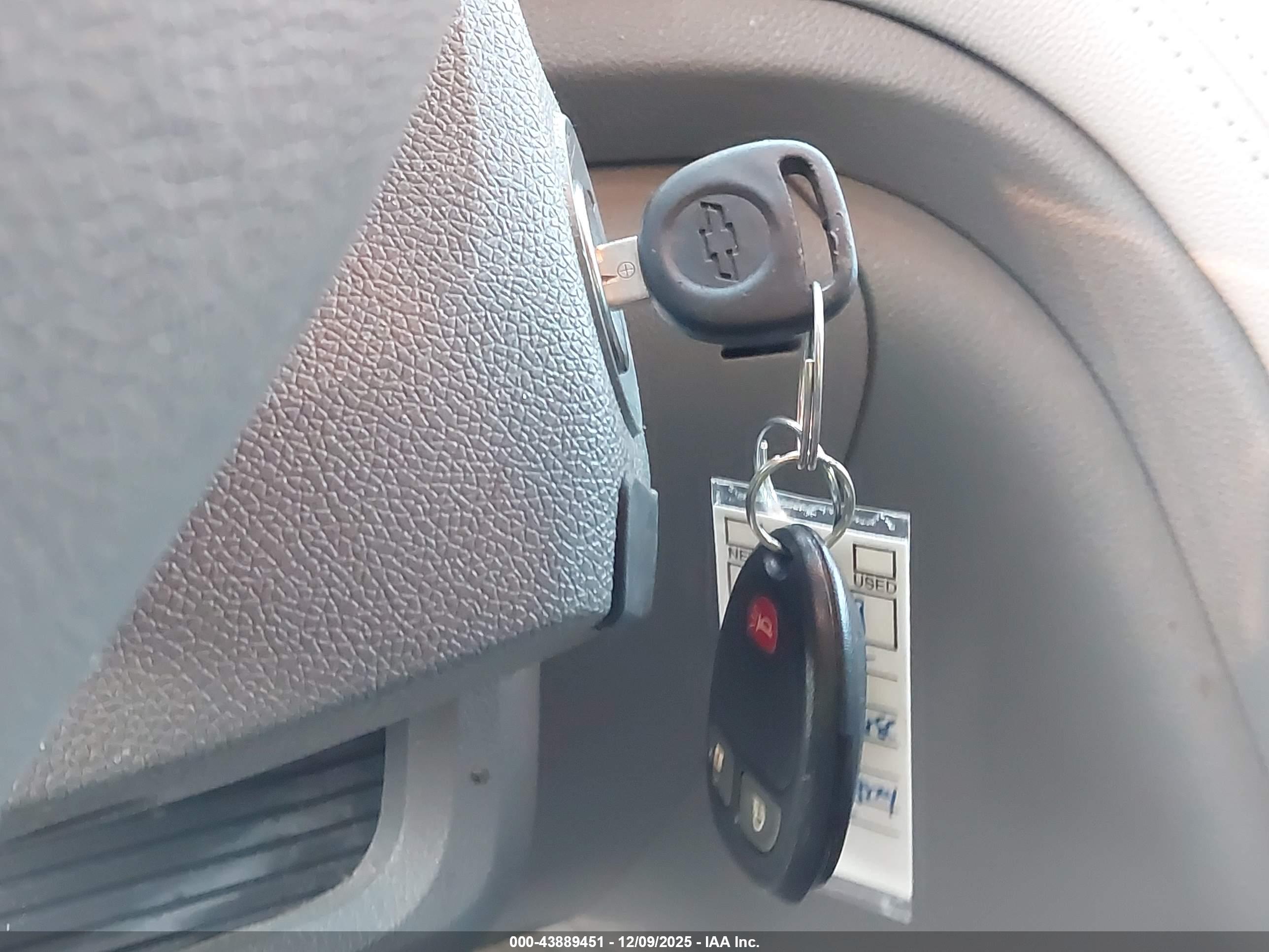 CHEVROLET TRAVERSE image 11