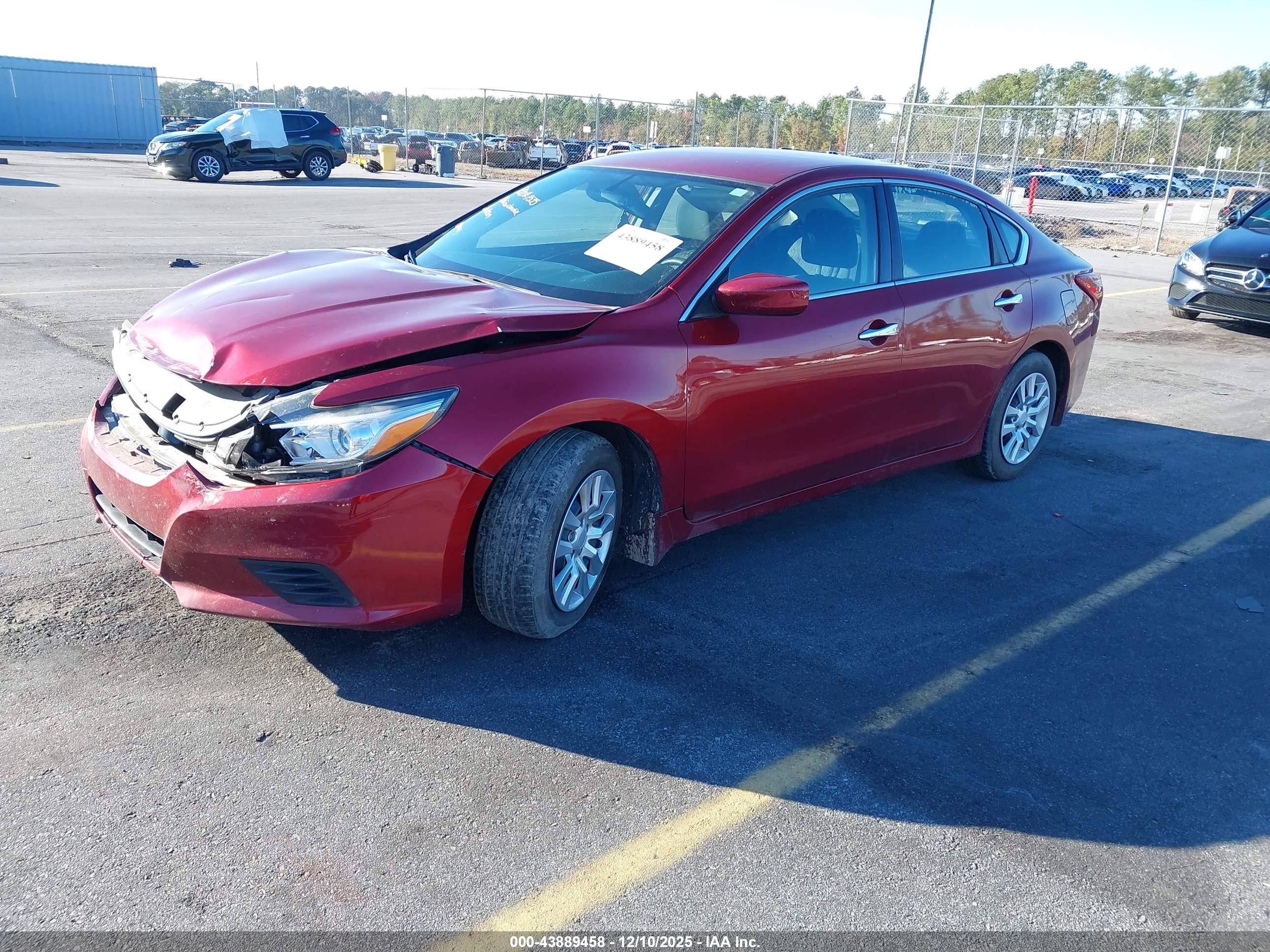 NISSAN ALTIMA image 2