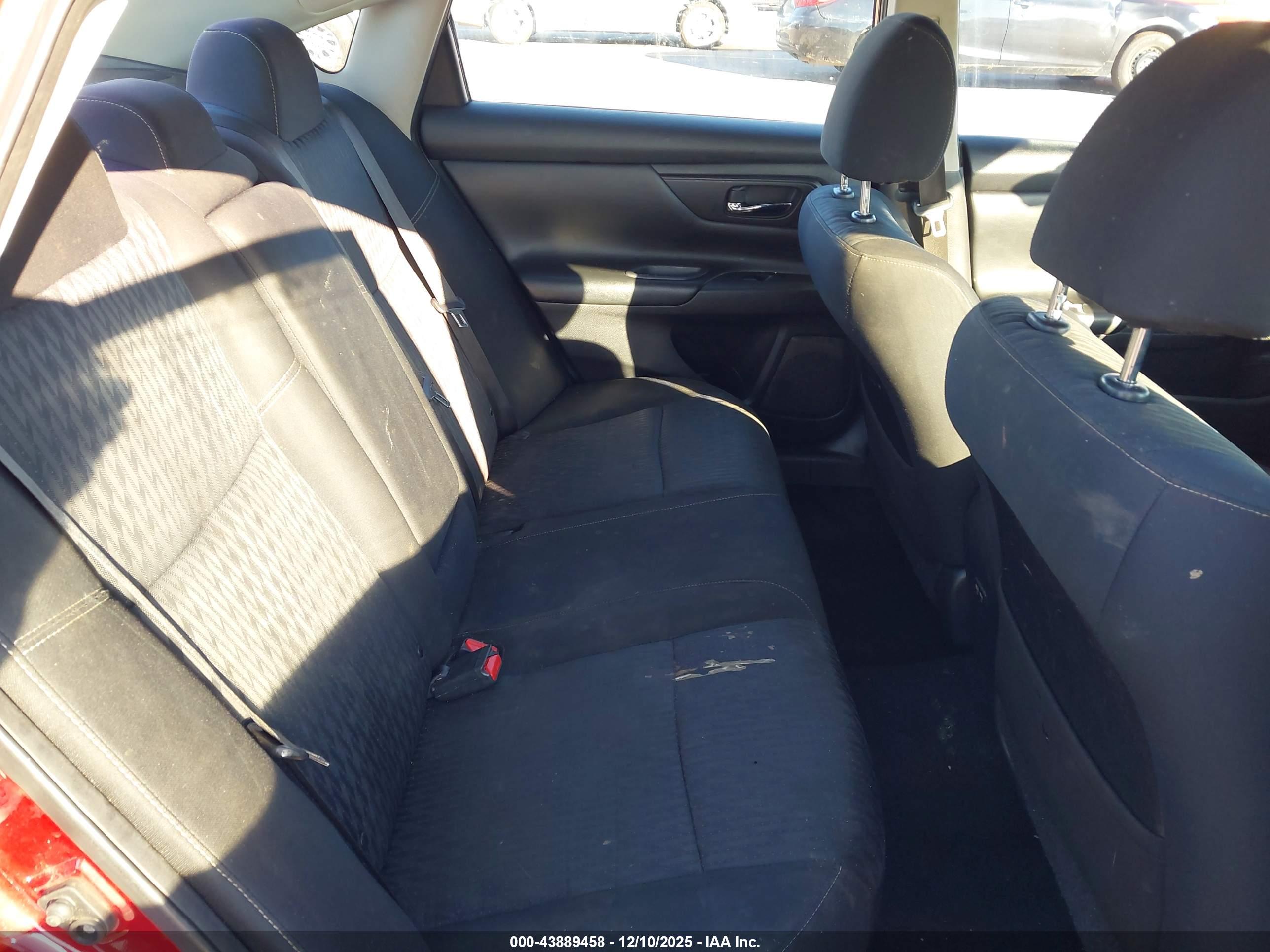 NISSAN ALTIMA image 8