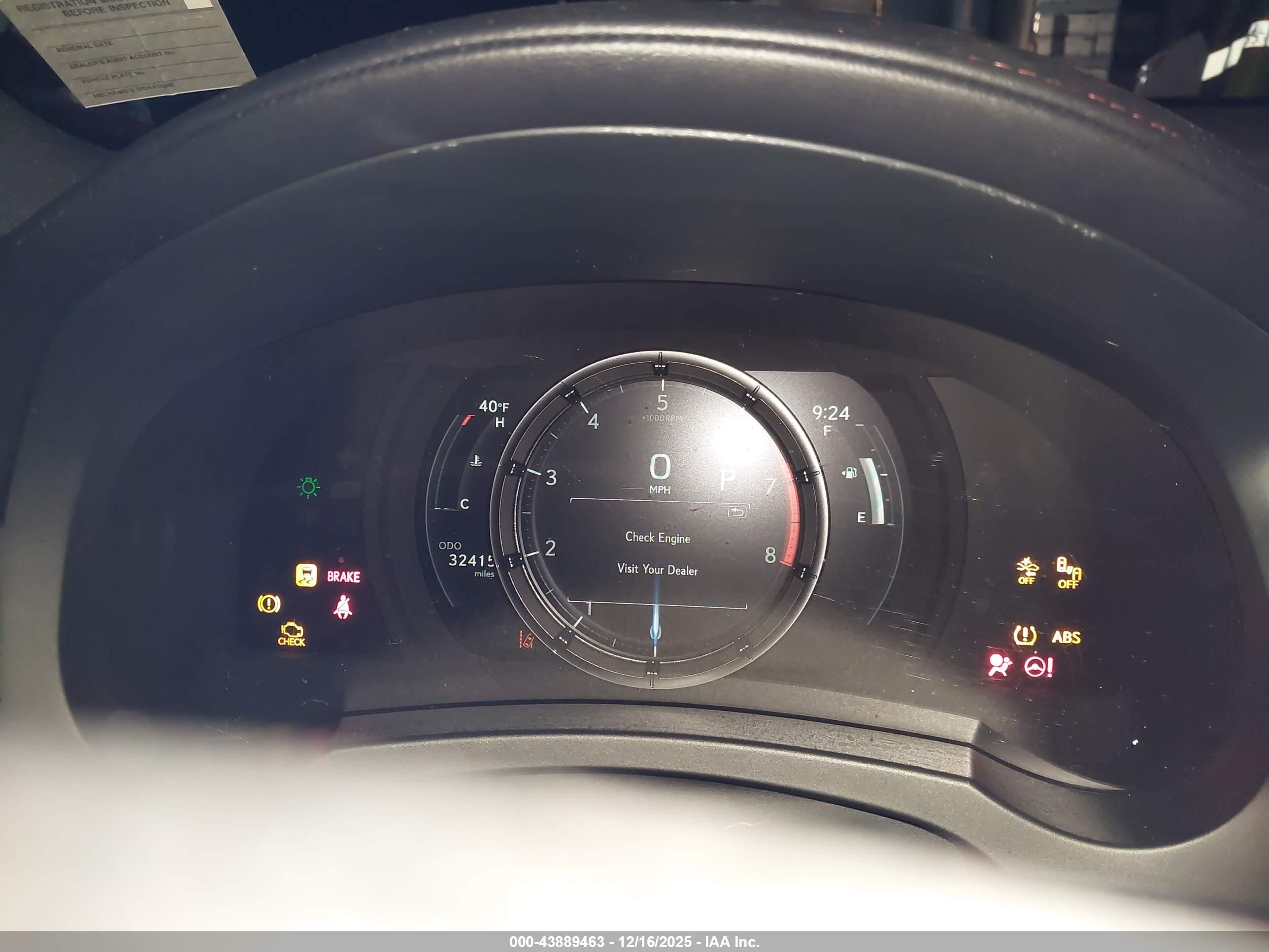 LEXUS IS image 7