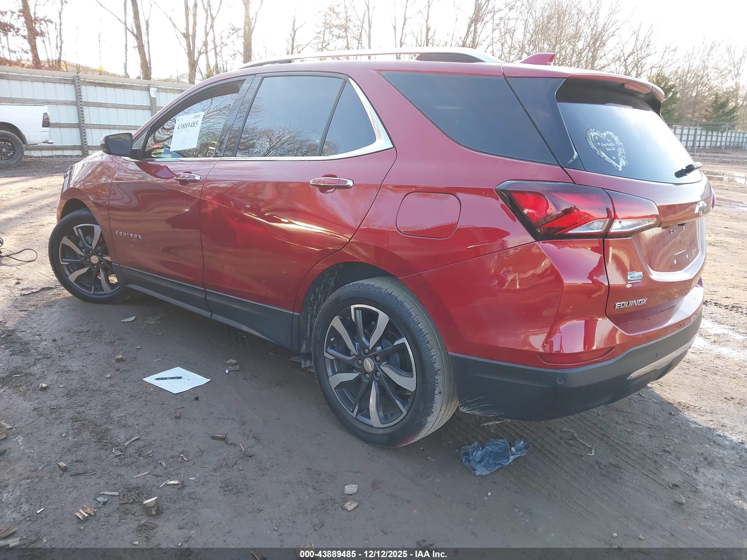 CHEVROLET EQUINOX image 3