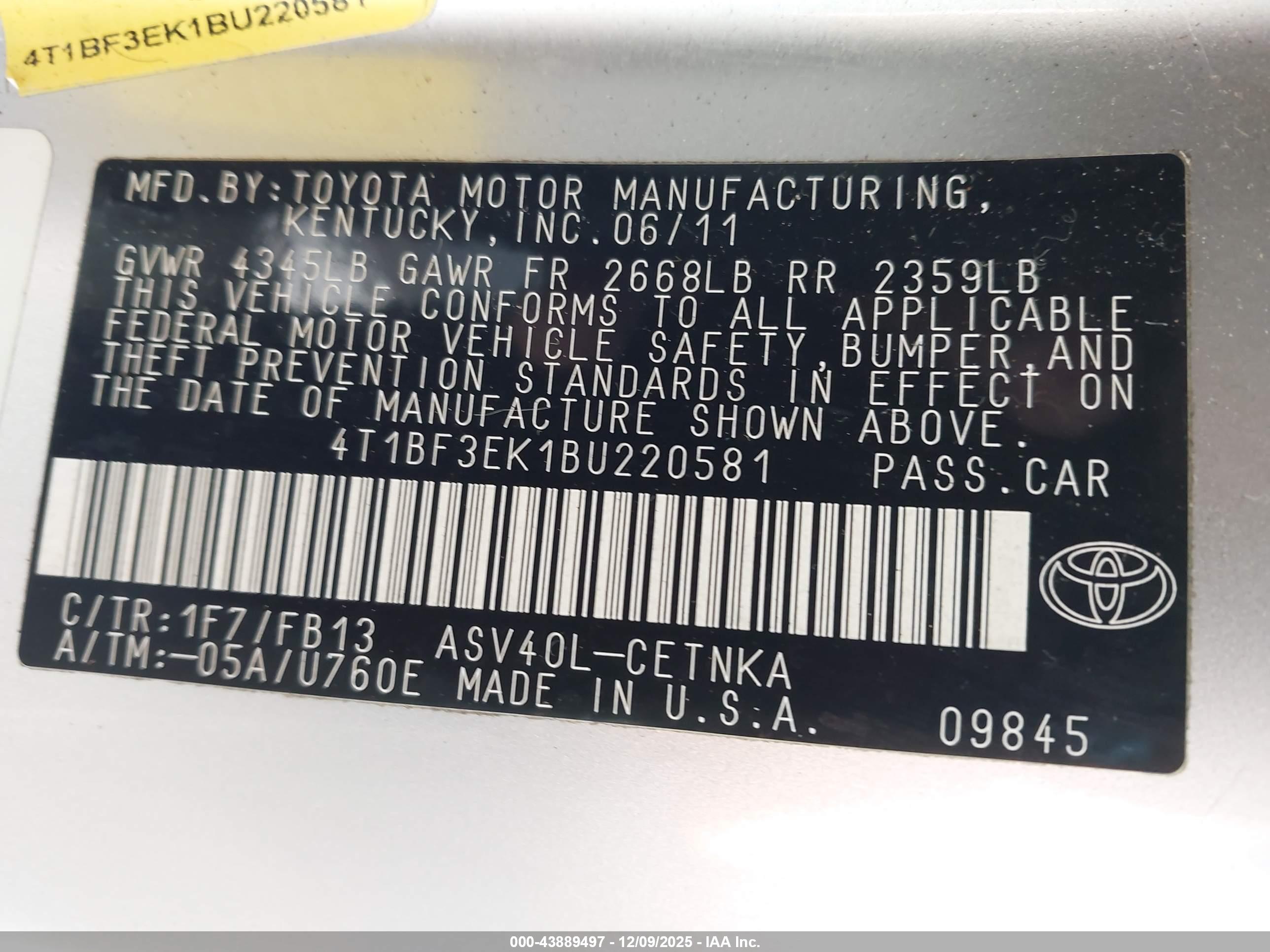 TOYOTA CAMRY image 9
