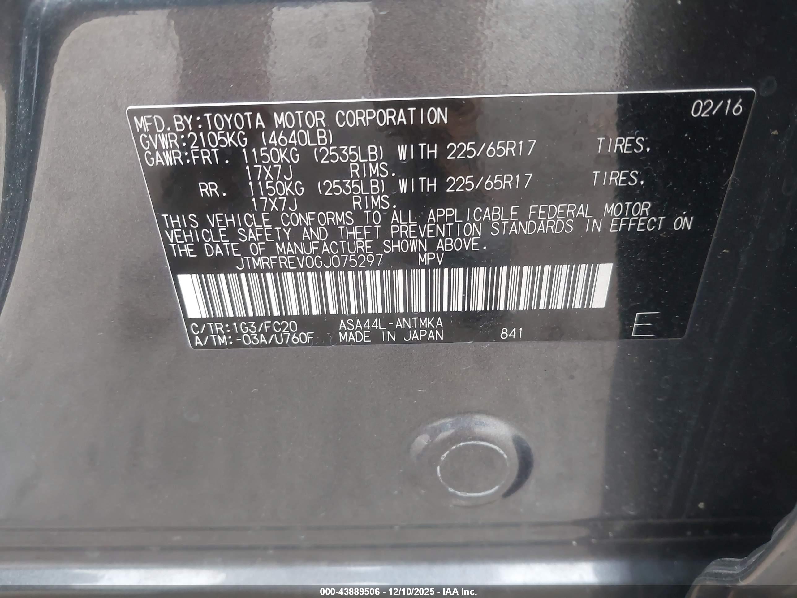 TOYOTA RAV4 image 9